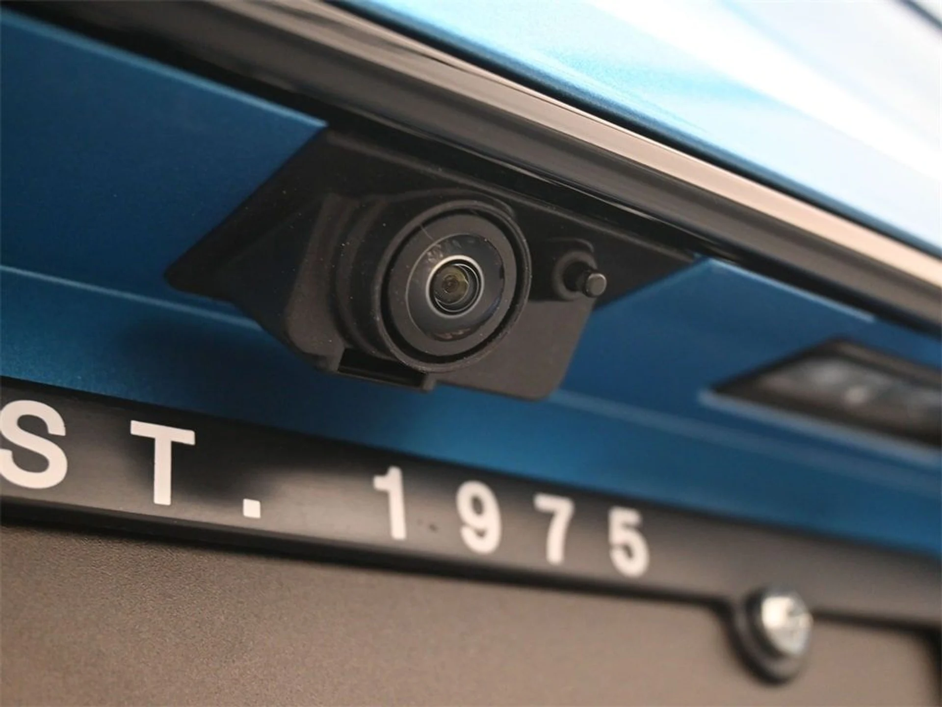 mph022_2559563769_af0ce406edf56bbcc18c03276354fc27x_688be78fa1