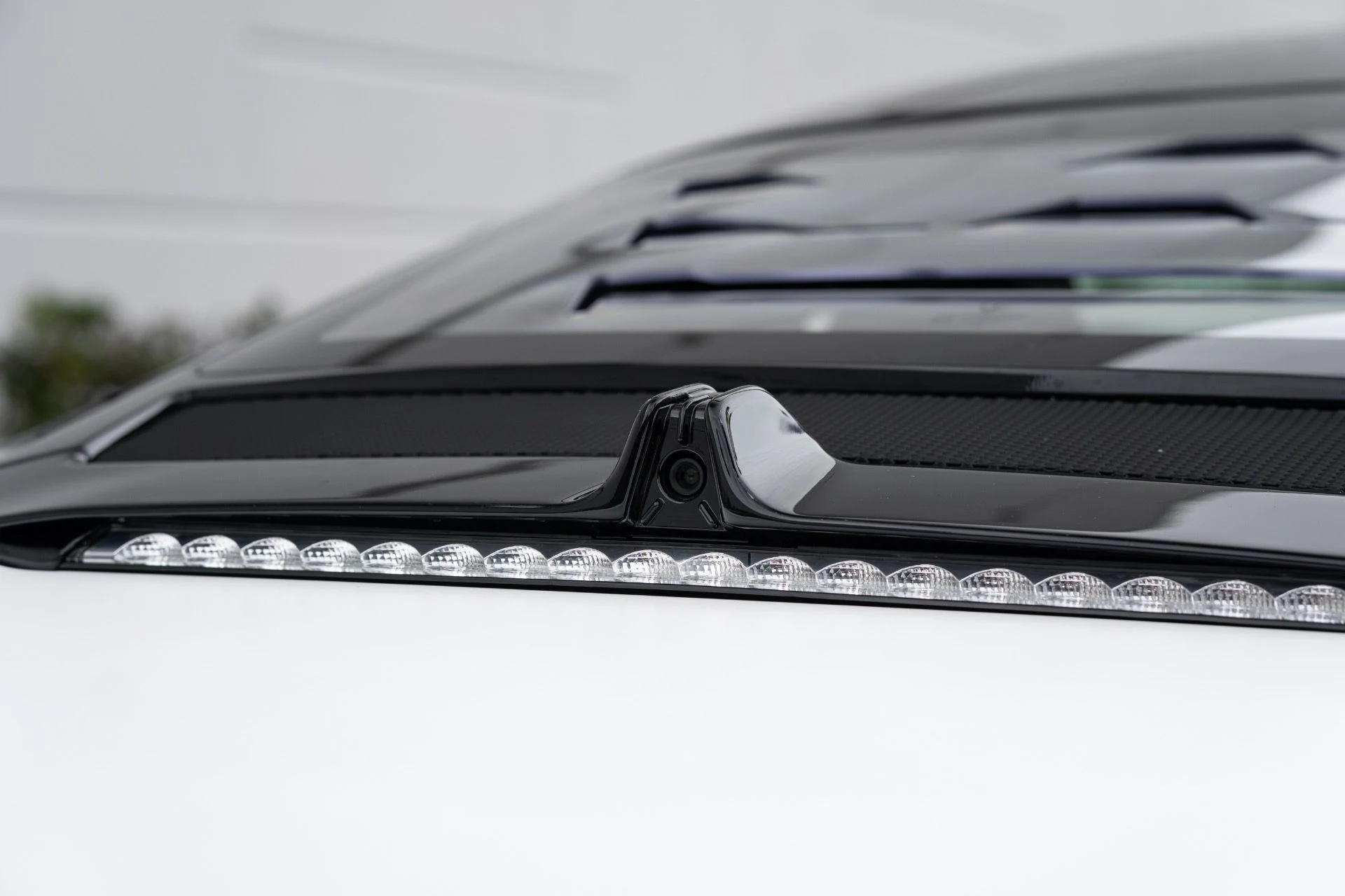 mph022_2559814732_Used_2022_Maserati_MC_20_1777083905_3a0b9ba2b4