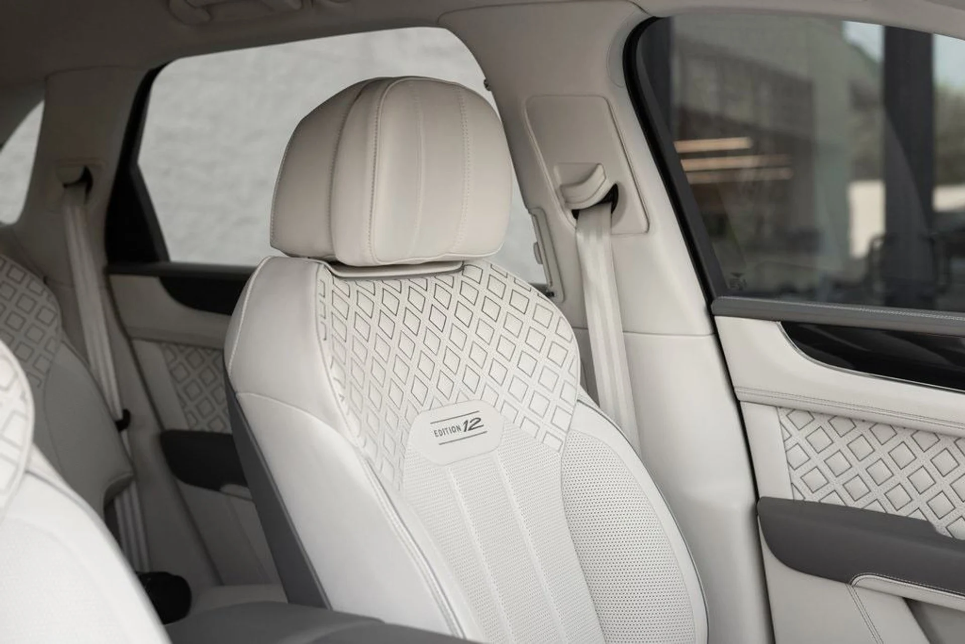 mph022_2560449922_dd0fc855fe8898798aa7d8c453e9aa46x_cd263dccc3