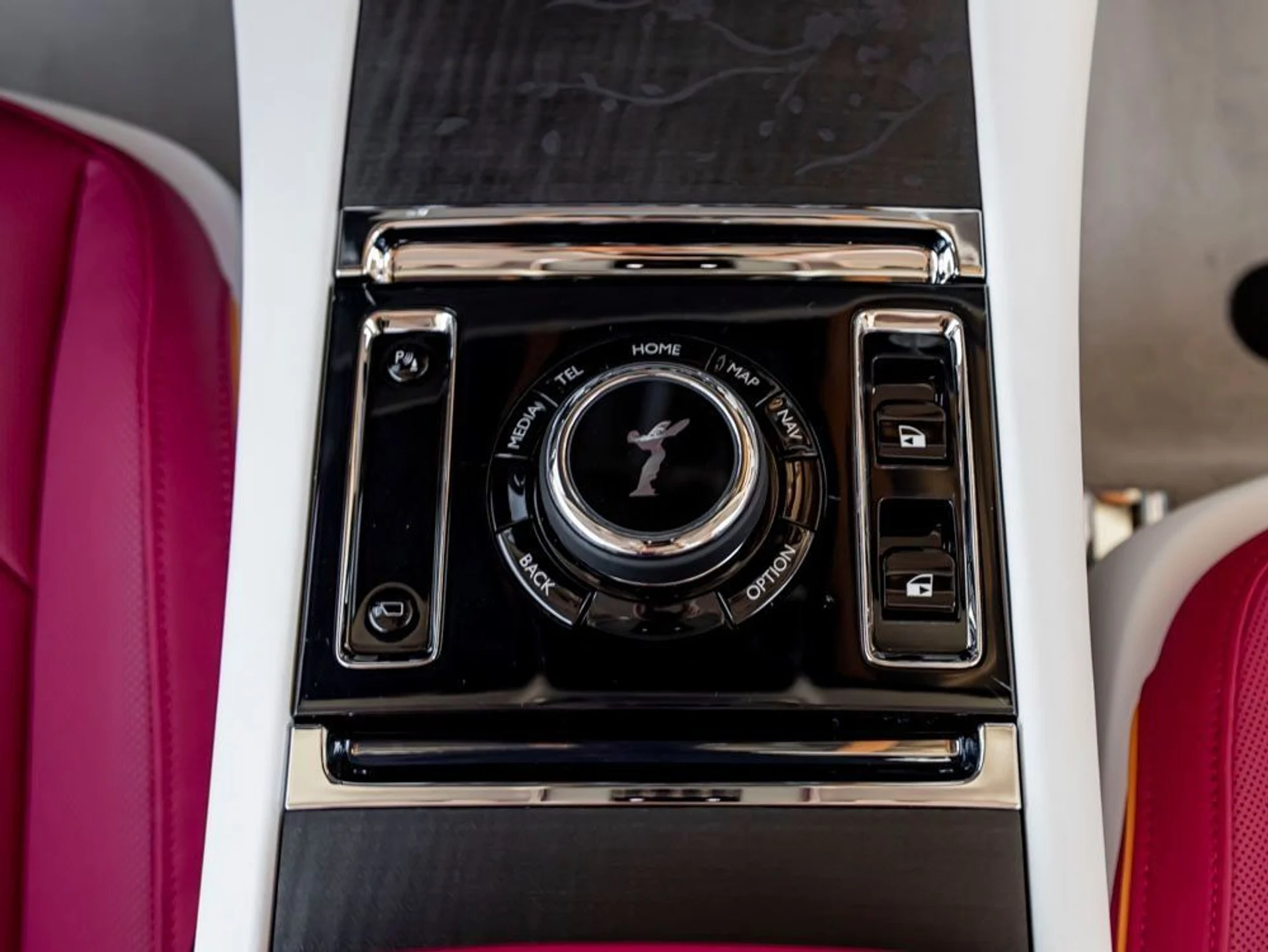 mph022_256365697_23_08ca3276d1