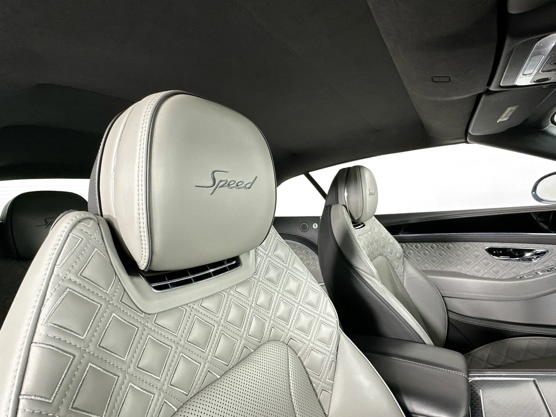 mph022_2564463203_23_4afd44d7d6