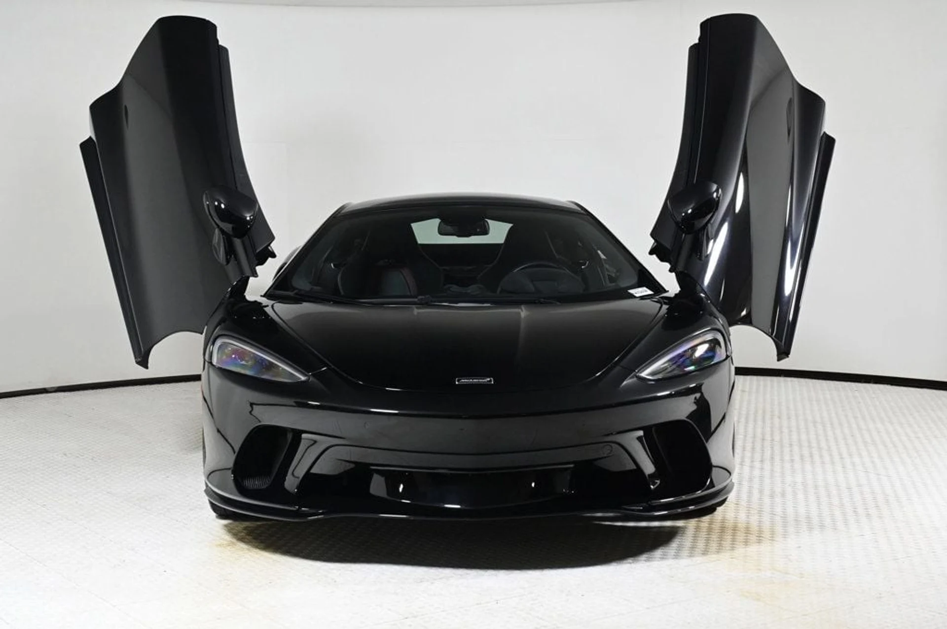 mph022_2564766225_used_2023_mclaren_gt_base_11350_22905054_22_1024_833eace056