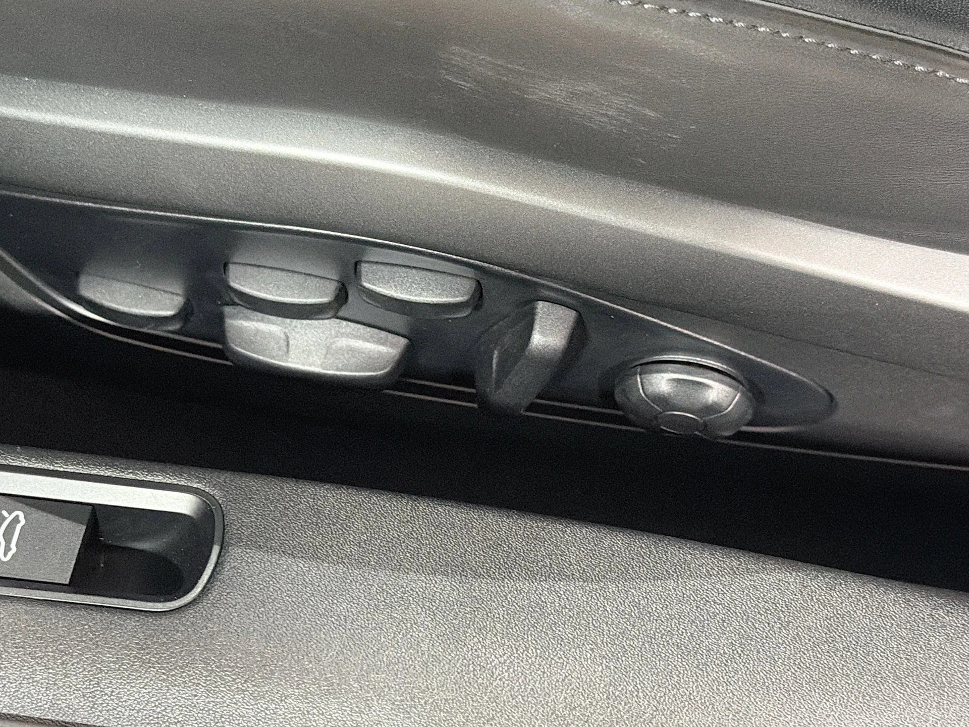 mph022_2566499116_6f94b82f1bf0ec366b01960b33157073_013c2ede7e