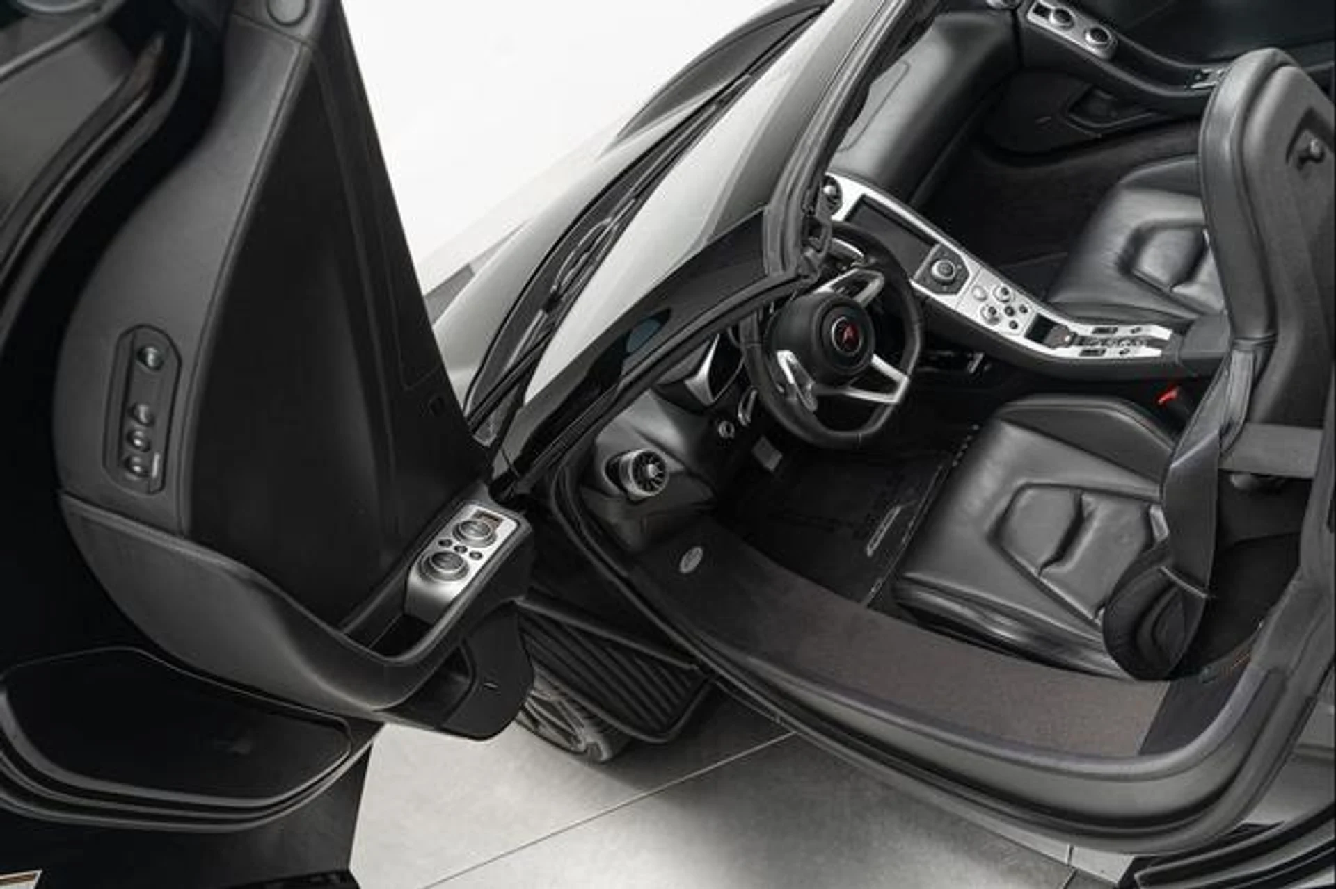 mph022_2567716994_3316_Qa_T_Sk_VLK_2fwo4_t7_Zlt_C_Jc8_8d5f50246e