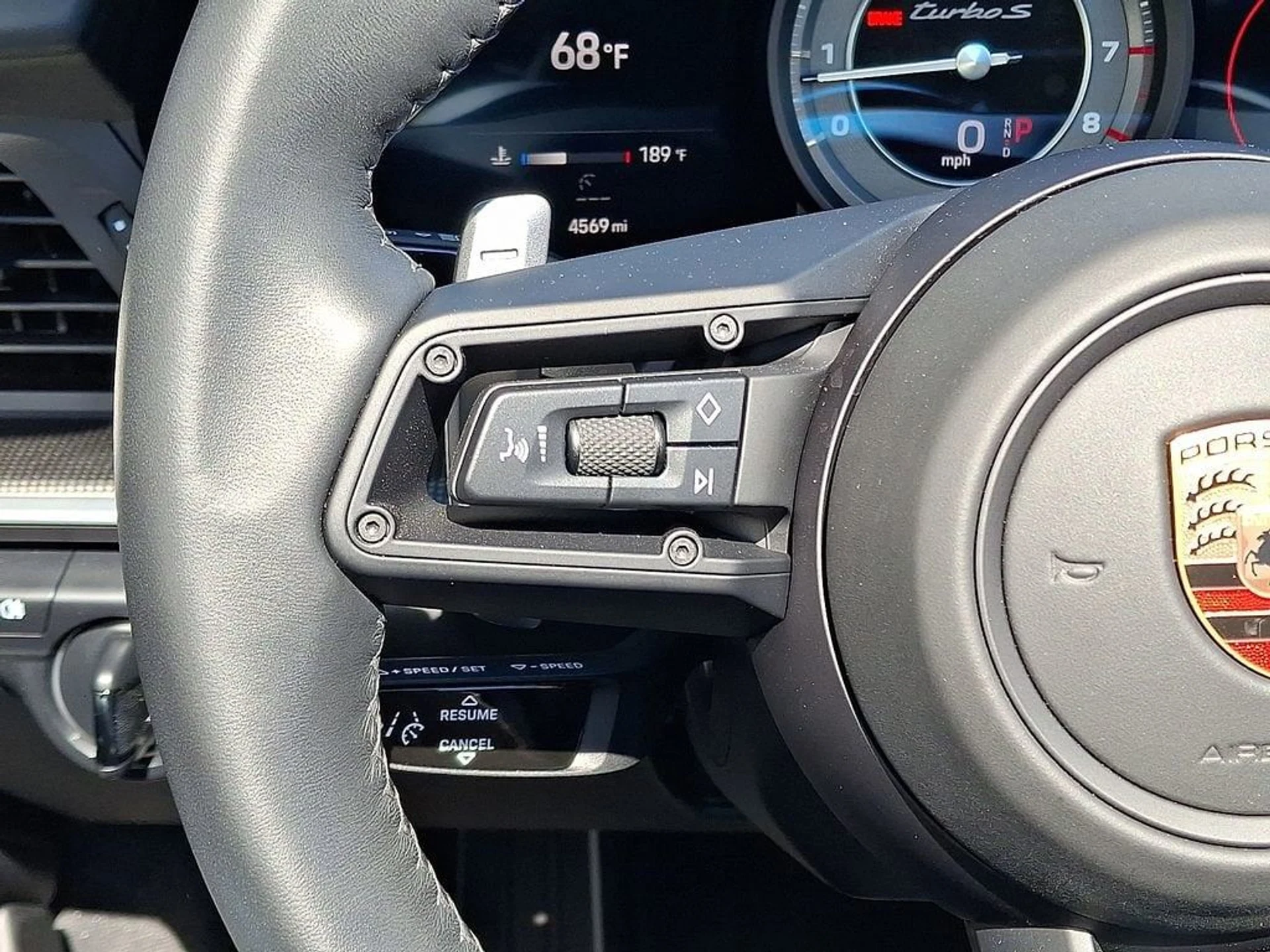 mph022_2576558166_92ab30aedfb2422a0384f8e1e06c99a8x_e965bed37e