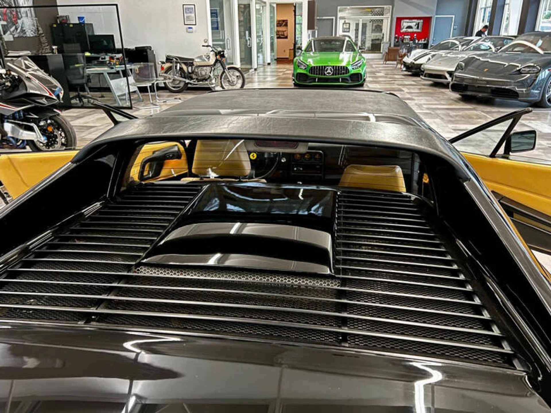 mph022_2579422974_1989_ferrari_328_gts_53707_030eab3dc5