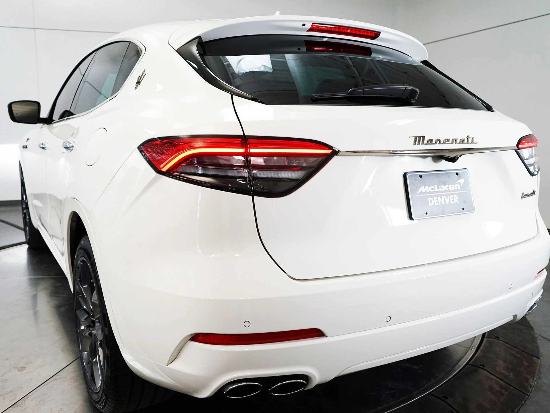 mph022_2584331027_9312f557679b74bf3f7c334f528cd69ax_f0cd3cd2c7