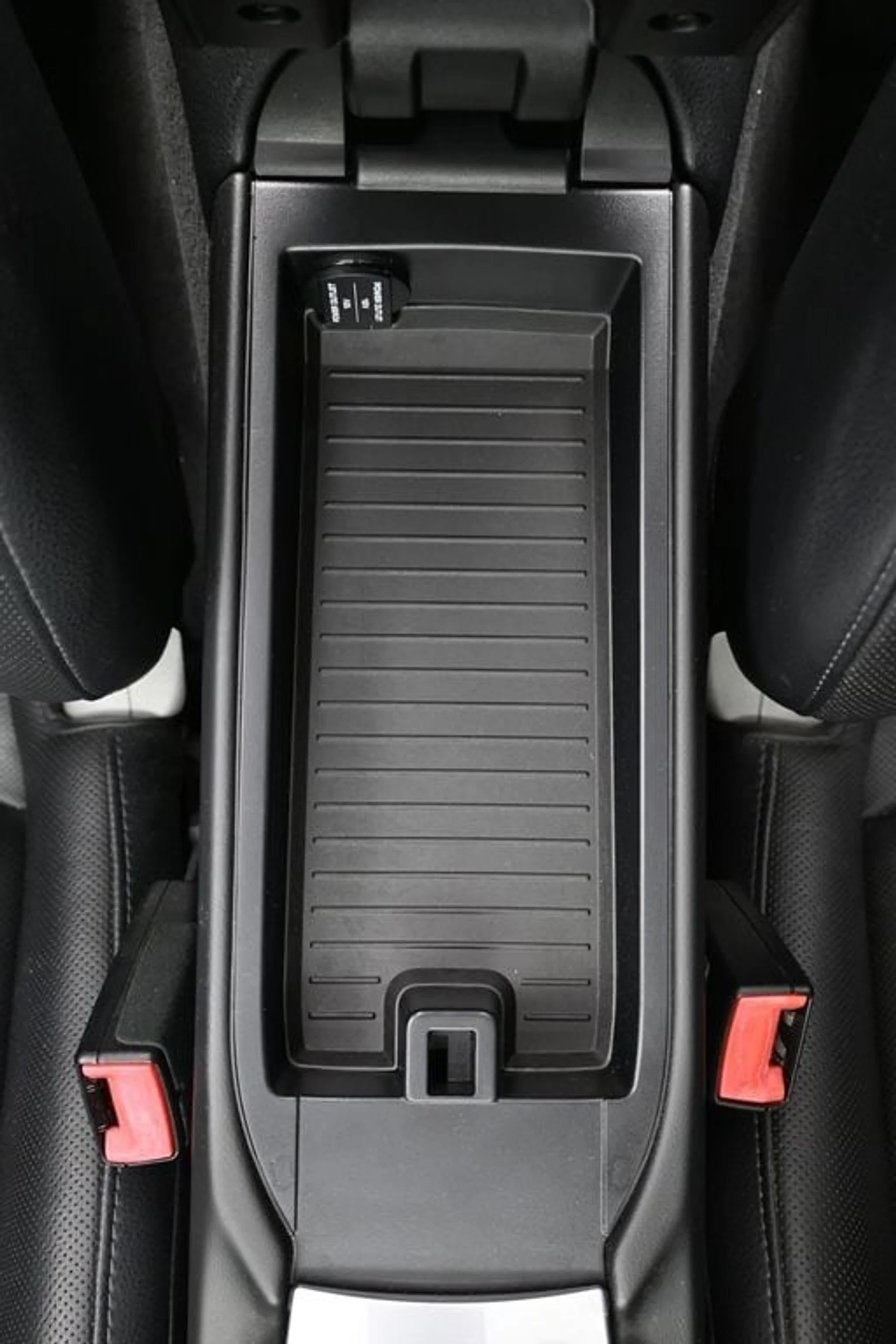 mph022_2585954525_6c95e1b08a2b4d4c2dddada6c98bb470x_48ff9c349d