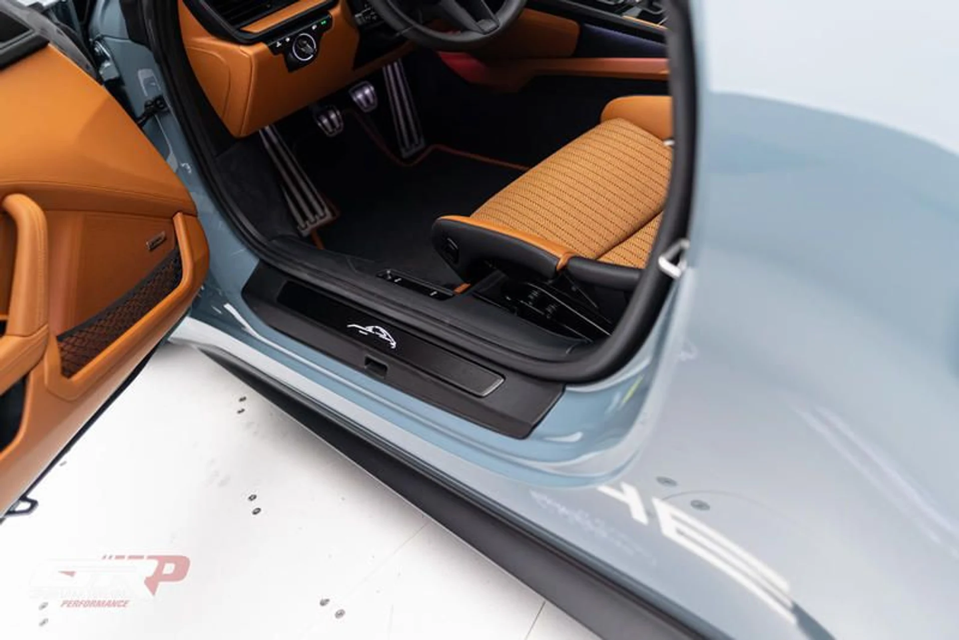 mph022_2588915632_243_A3_FEE_4_F59_45_EF_8679_FCE_1_EE_6_D751_F_23417c6881