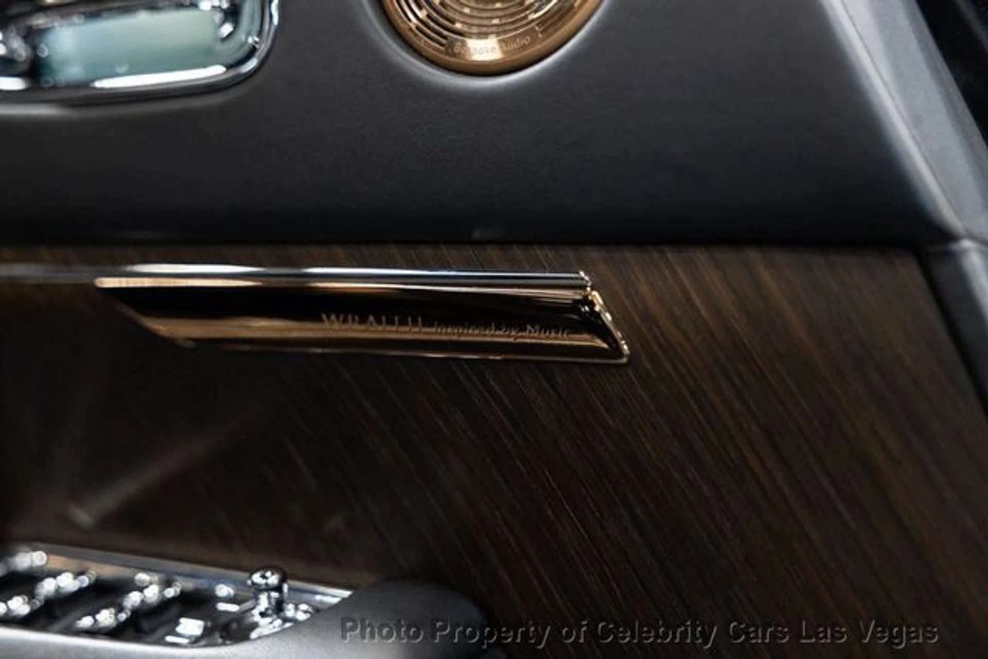 mph022_2591250148_used_2016_rolls_royce_wraith_inspiredbymusiclyricalcopperbespokeaudiostarlighth_9707_23057562_27_640_bc780dd4d3