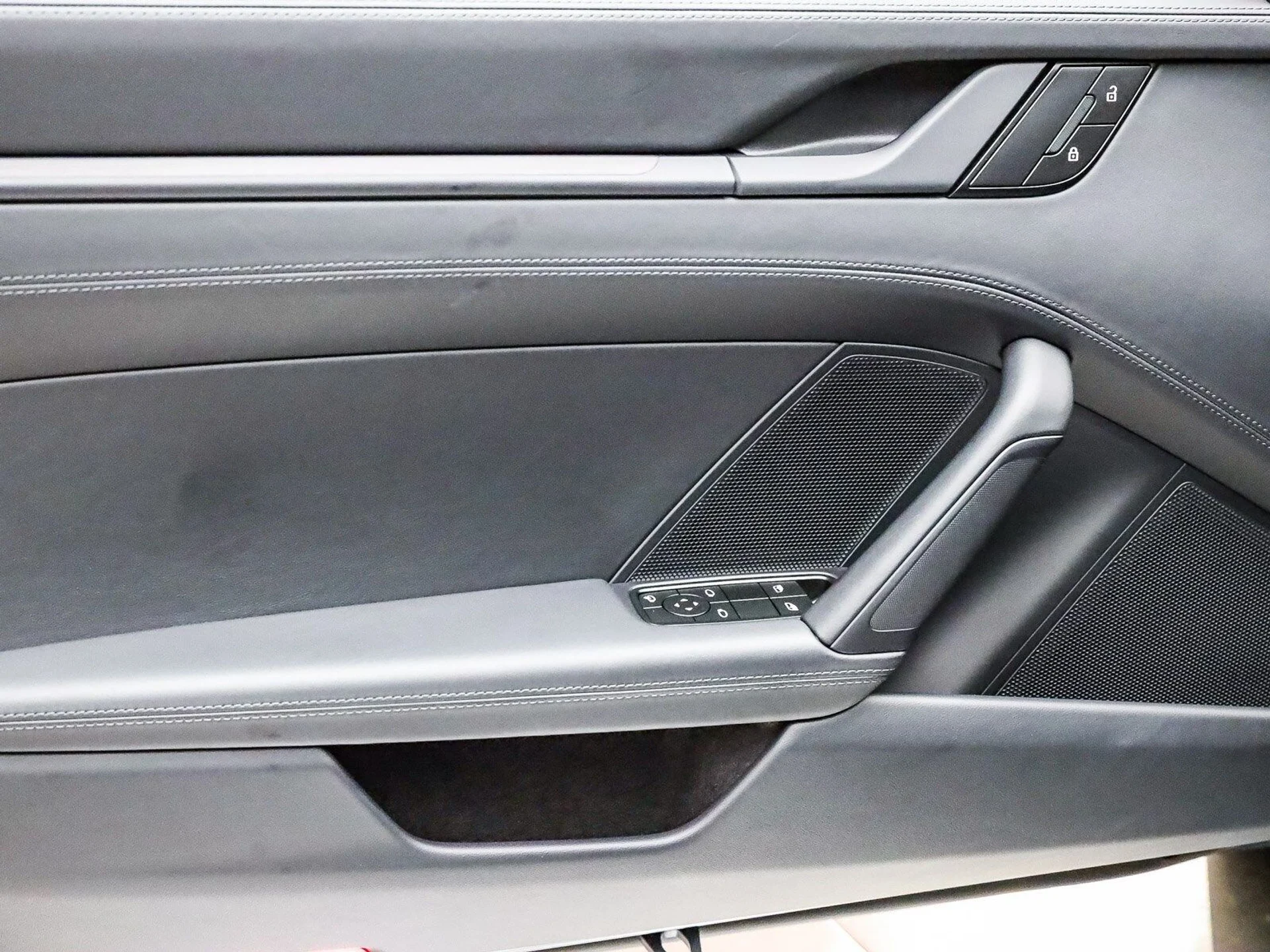 mph022_2594965107_9ec695da39f498f22640c276c5a3d852x_353ea2eabc