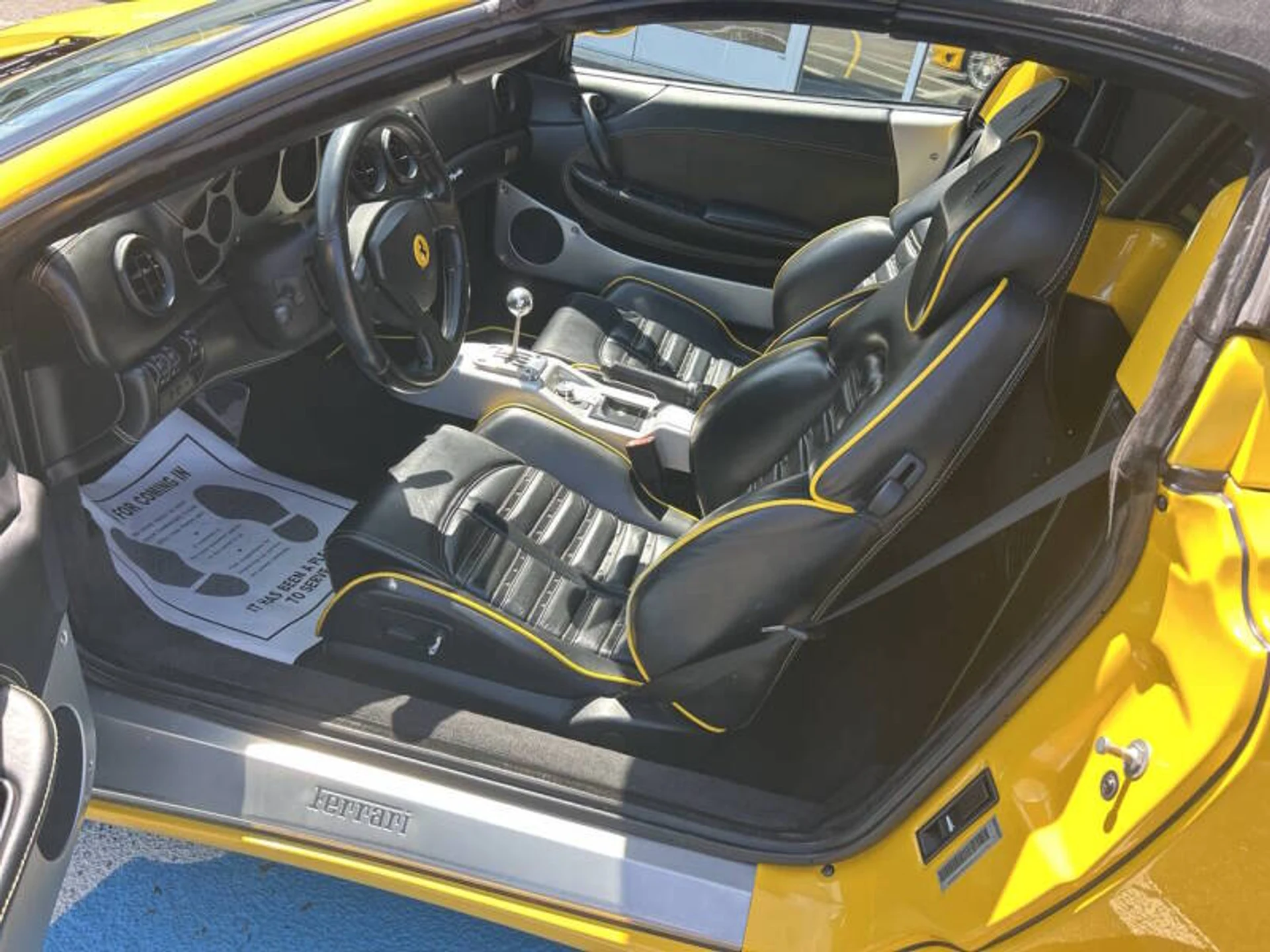mph022_2599732851_2002_ferrari_360_spider_base_2dr_convertible_3ff28706c7