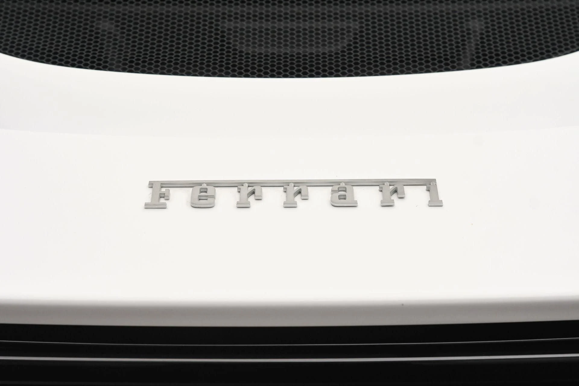mph022_2601286372_Used_2025_Ferrari_296_GTS_CONV_1757451343_a0f476bdb5