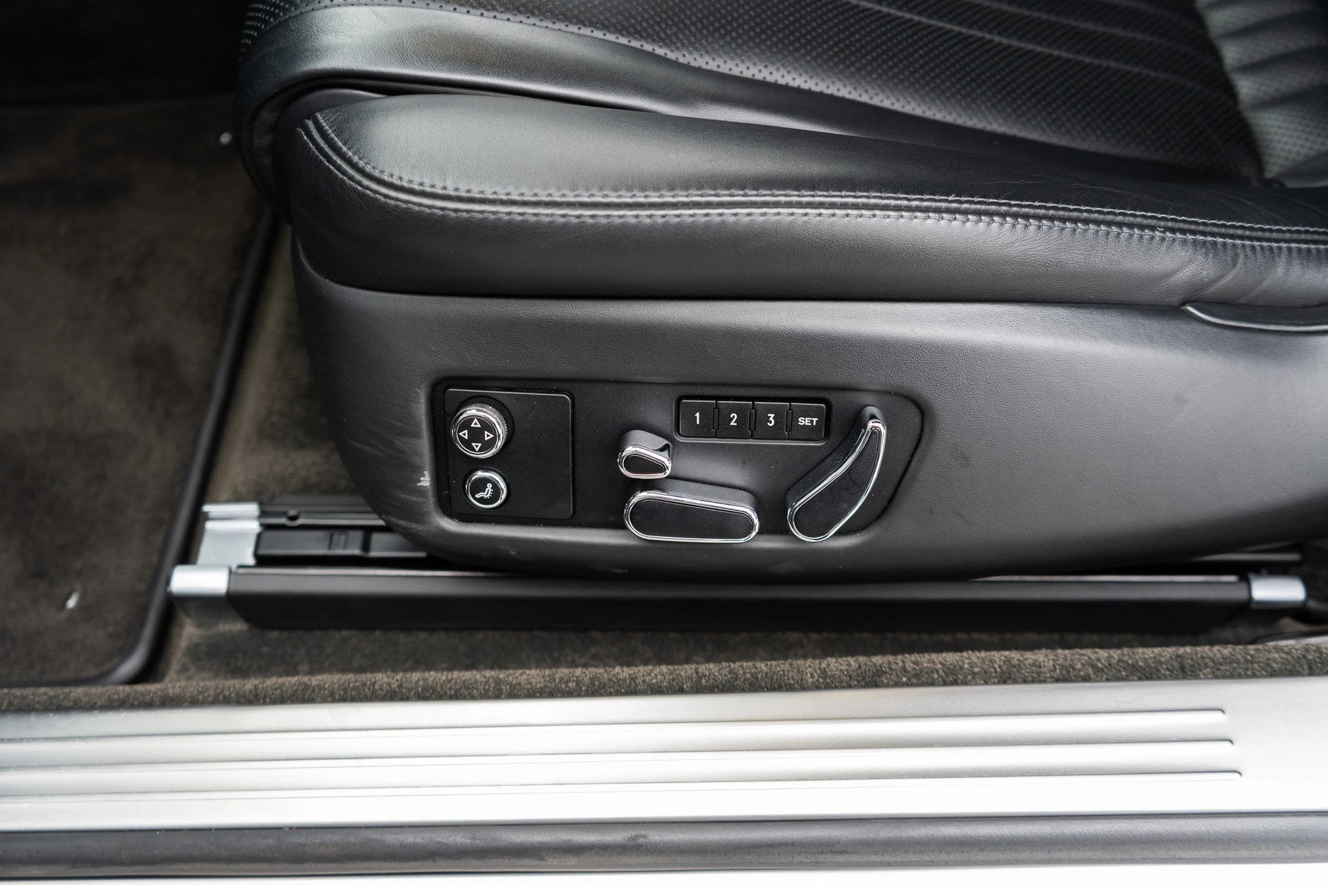 mph022_2601435229_23_2806aff5d1