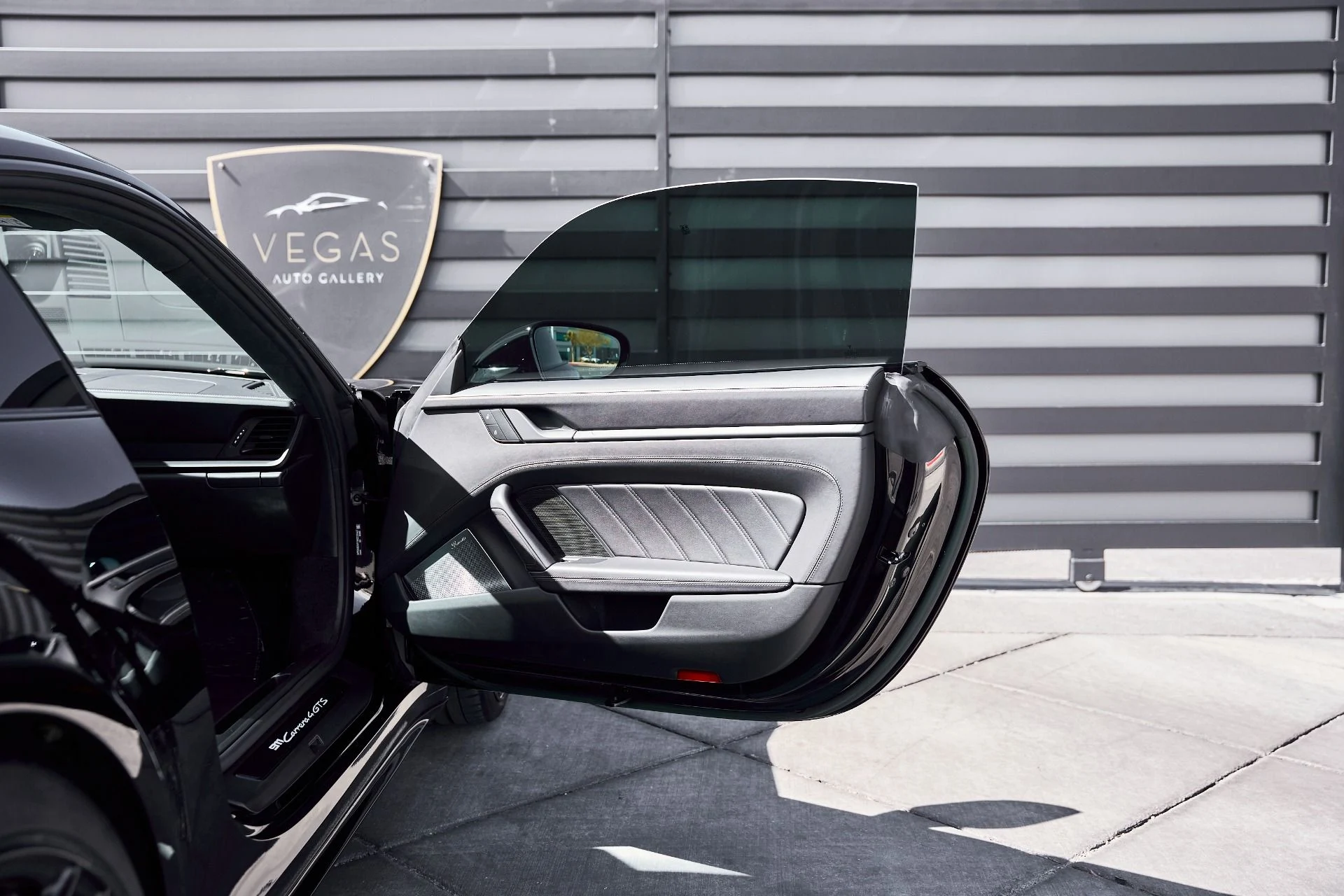 mph022_2601568931_Used_2022_Porsche_911_Carrera_4_GTS_1772506148_f5b2df2bdc