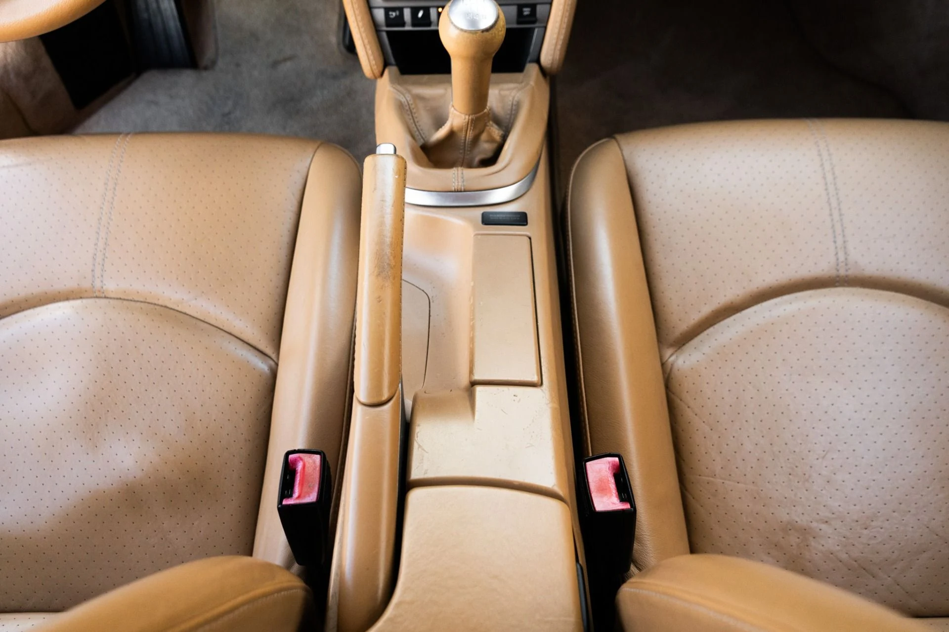 mph022_2605498108_Used_2006_Porsche_911_Carrera_4_S_1765481639_fdbe4c9461