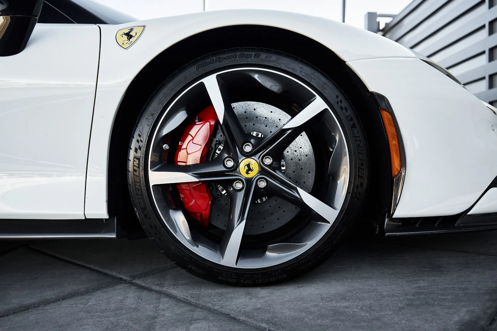 mph022_2605541966_Used_2023_Ferrari_SF_90_Stradale_Base_1762650948_7723feb4ff