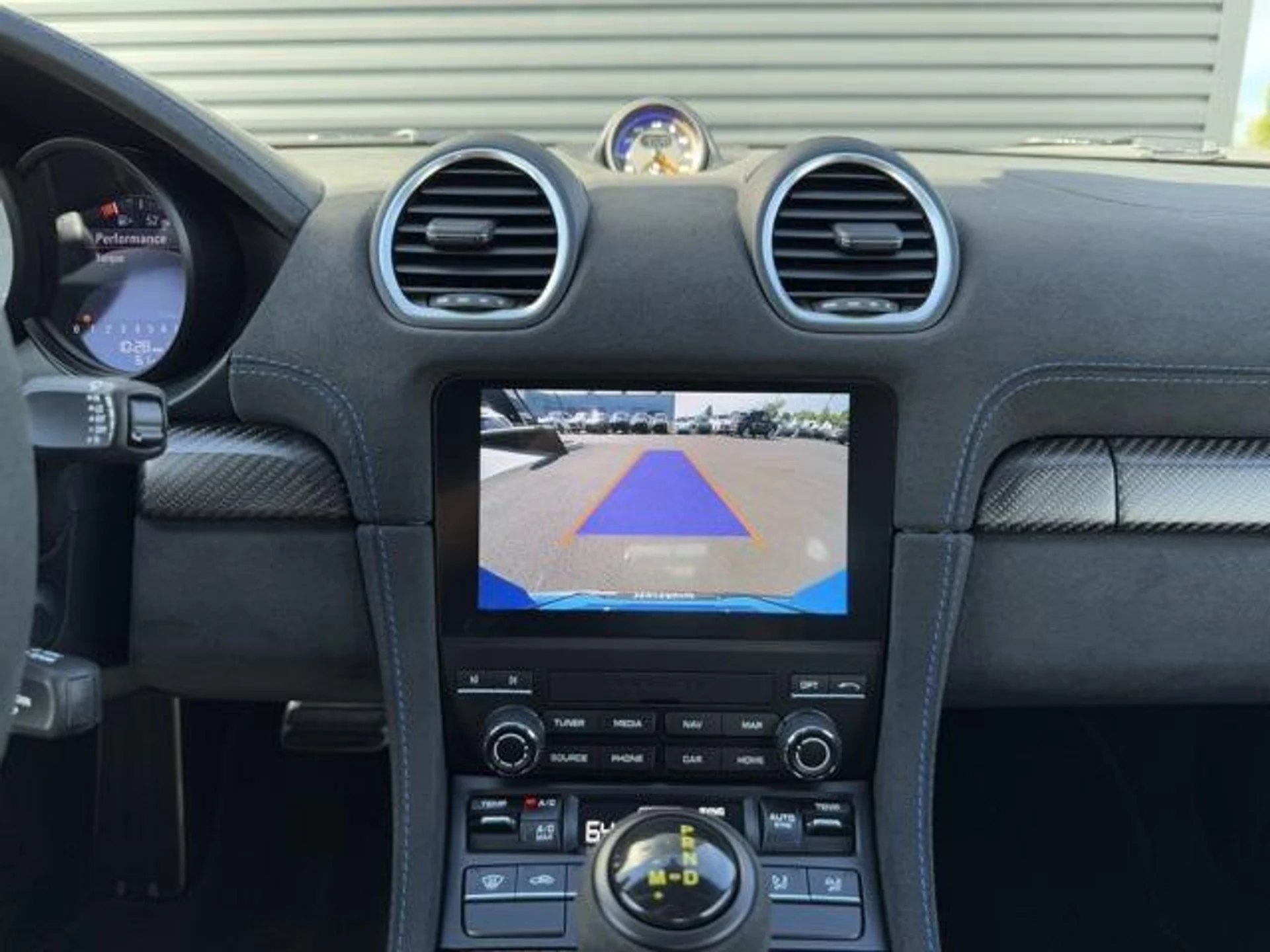 mph022_2615028083_MSV_Kebu_Ek1w18_B1_Q3e03s_HMIJ_Vo_04b4d9b409