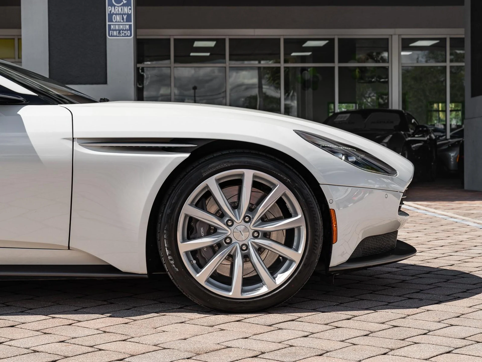 mph022_2618439058_Used_2019_Aston_Martin_DB_11_1760731540_b051a1ca88
