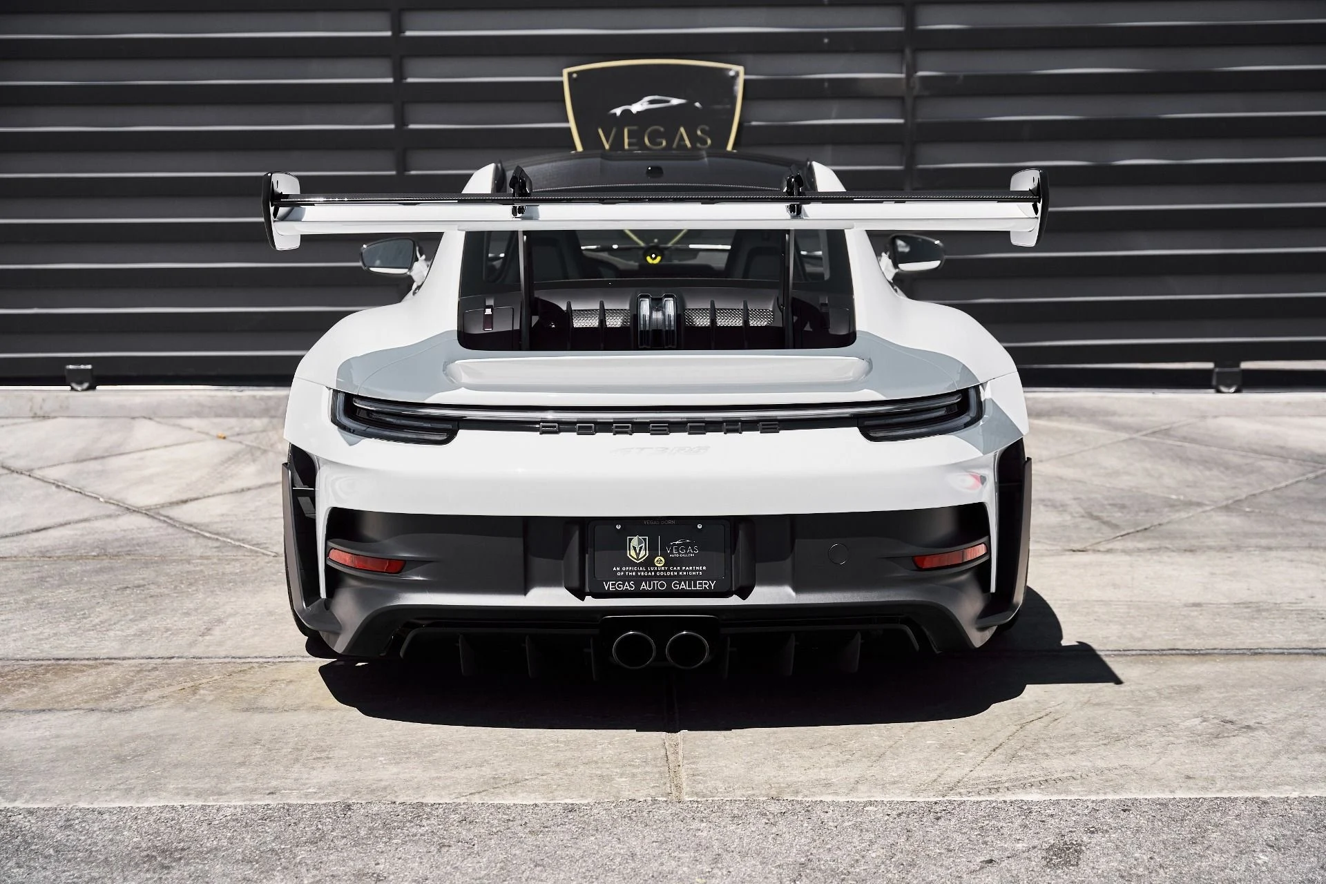 mph022_2620889681_Used_2025_Porsche_911_GT_3_RS_1780614695_455a5eb5e7