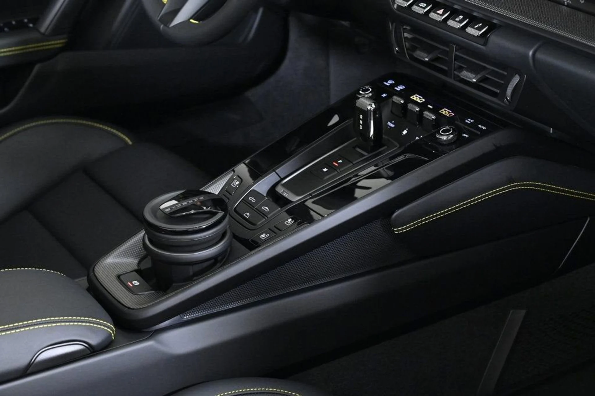 mph022_2630644100_a48add6f8f694d67937ba11731de3917_189aa1e83b