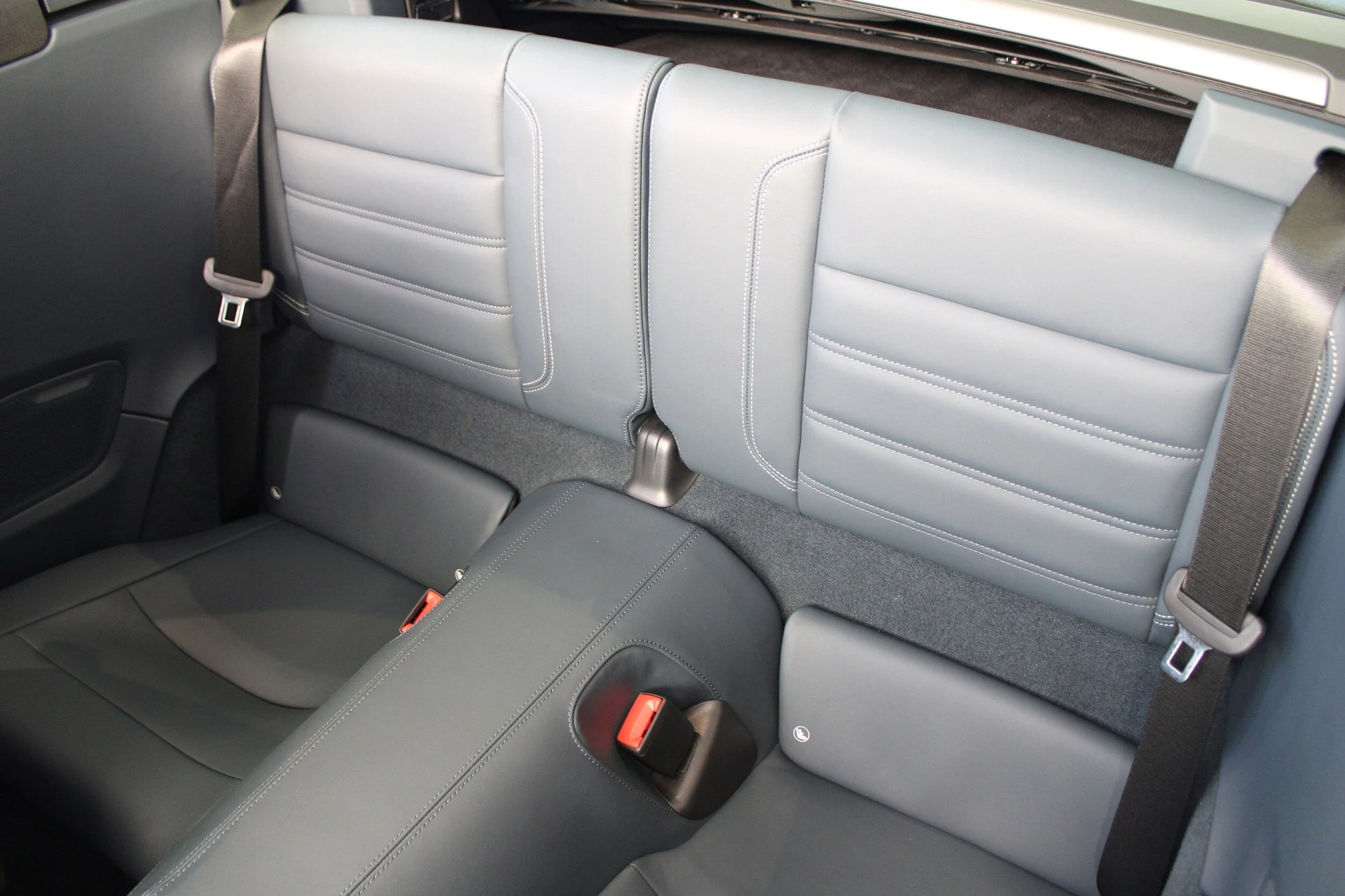 mph022_2631960551_ae46b7d2f5c366ab2f885cb687a601a7x_569f9ced41