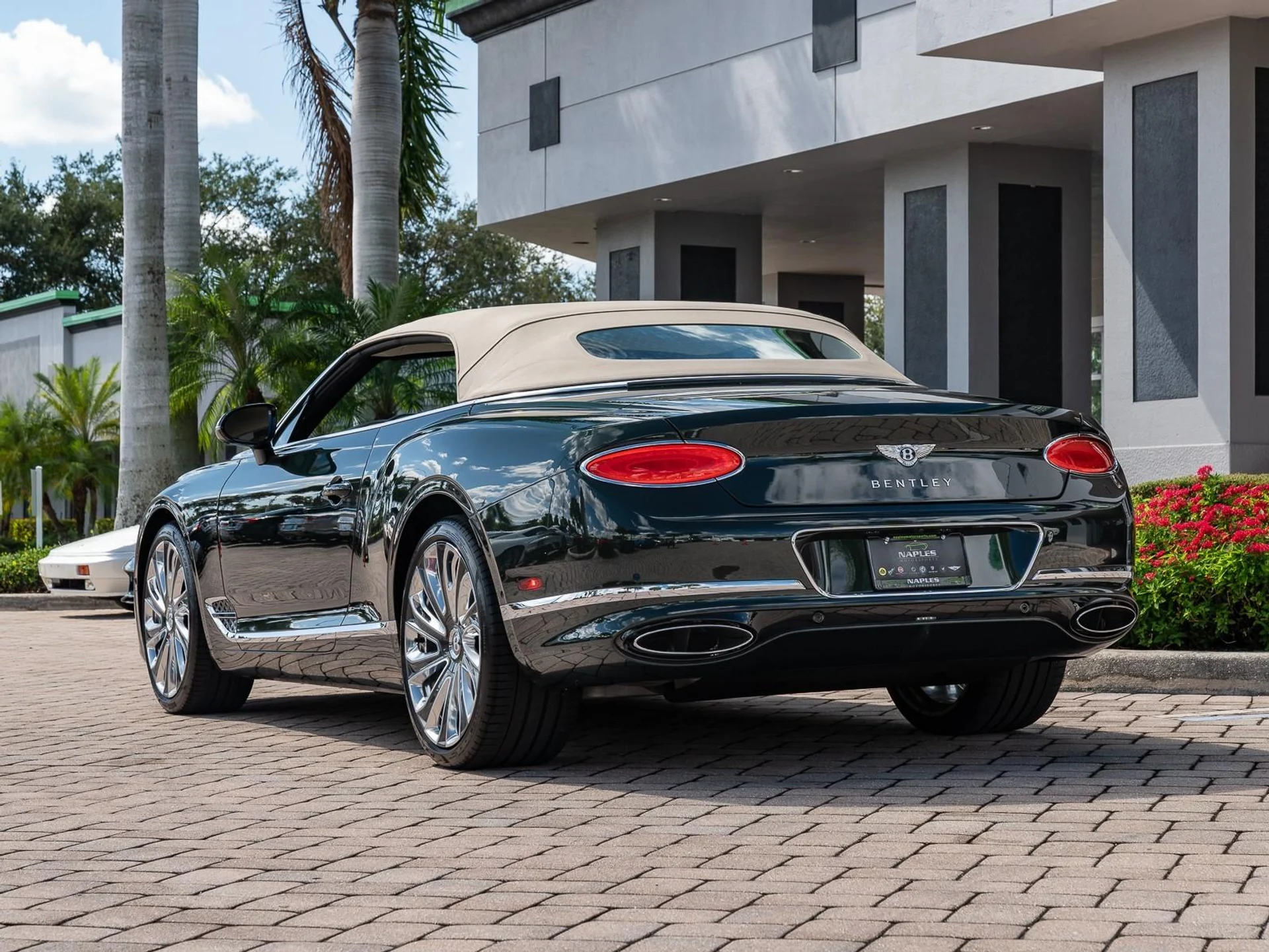 mph022_2637607284_Used_2023_Bentley_Continental_GT_Speed_1761343533_7d8cea8c41