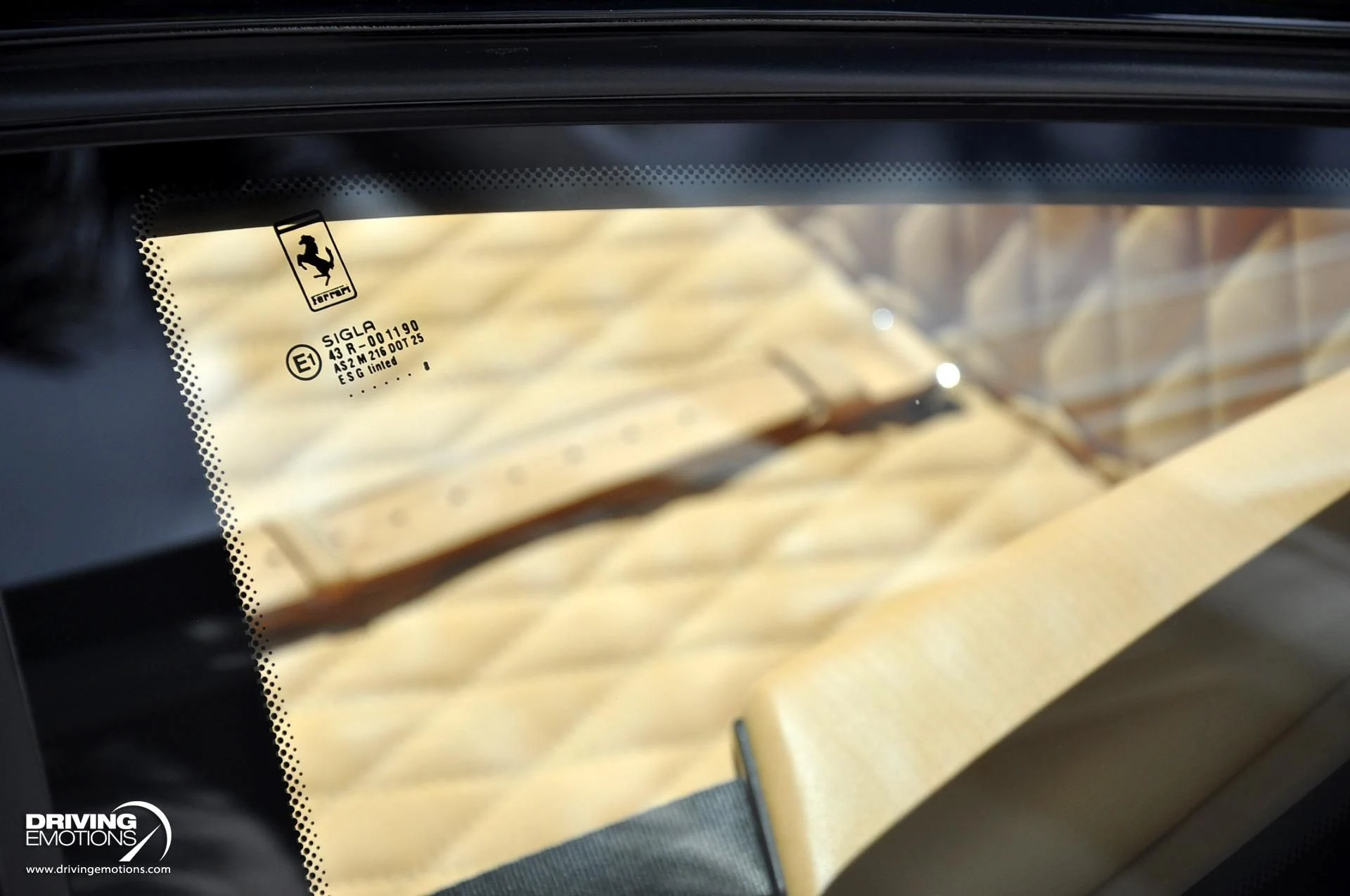 mph022_263792448_284_p23_l_a770c60d39