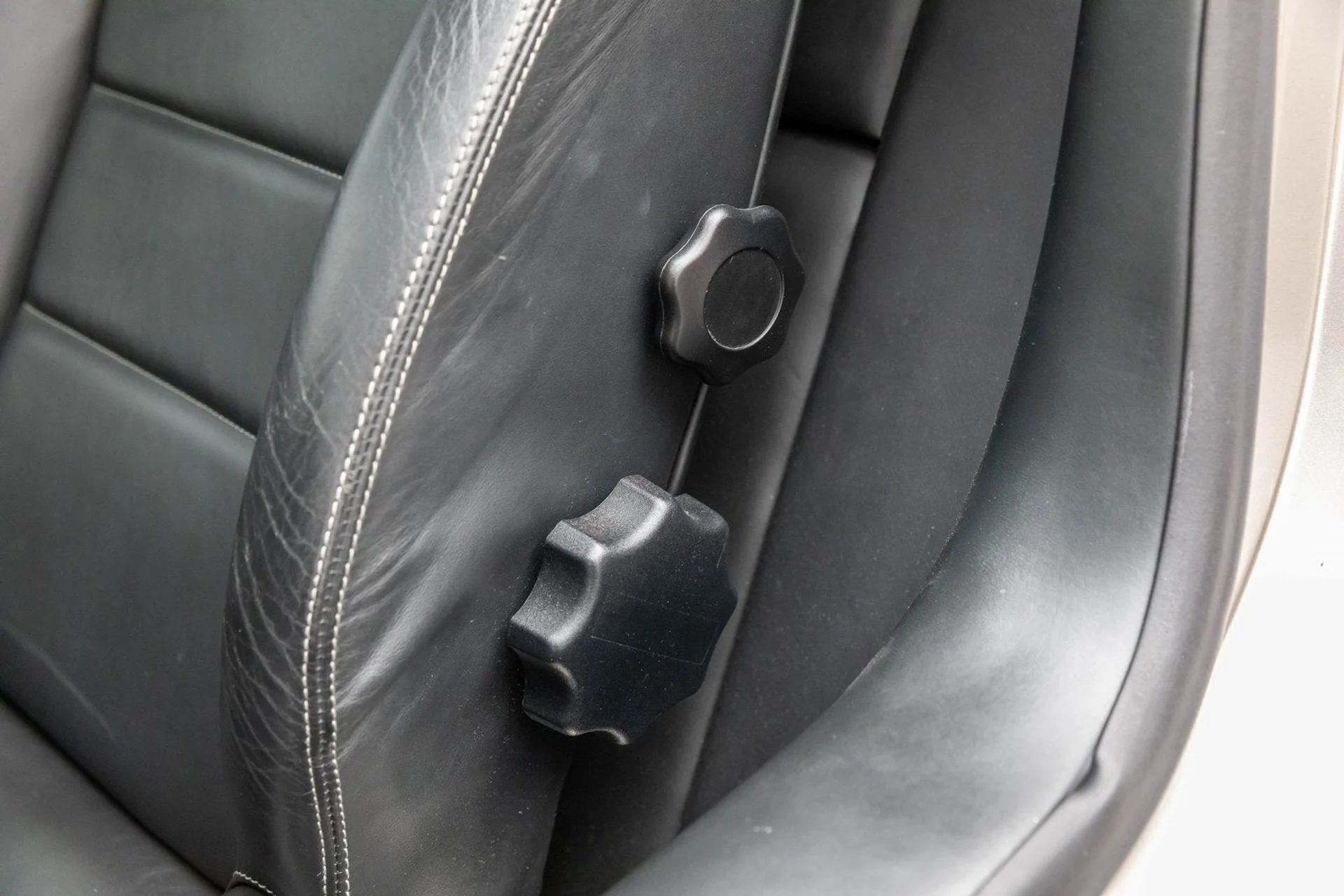 mph022_2638970878_23_43d12b0f6f