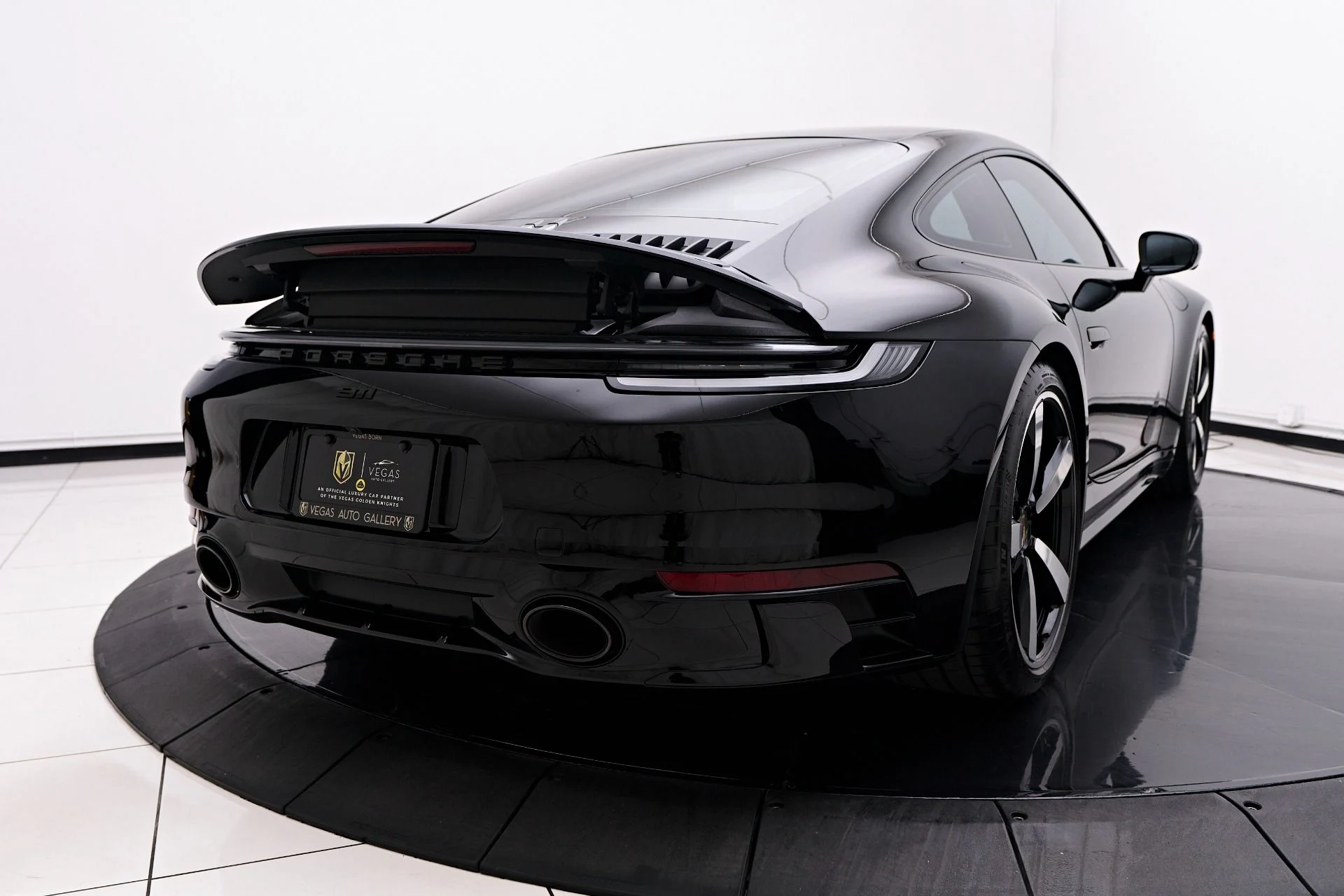 mph022_2644259878_Used_2024_Porsche_911_Carrera_S_1758752813_d4951d6da5