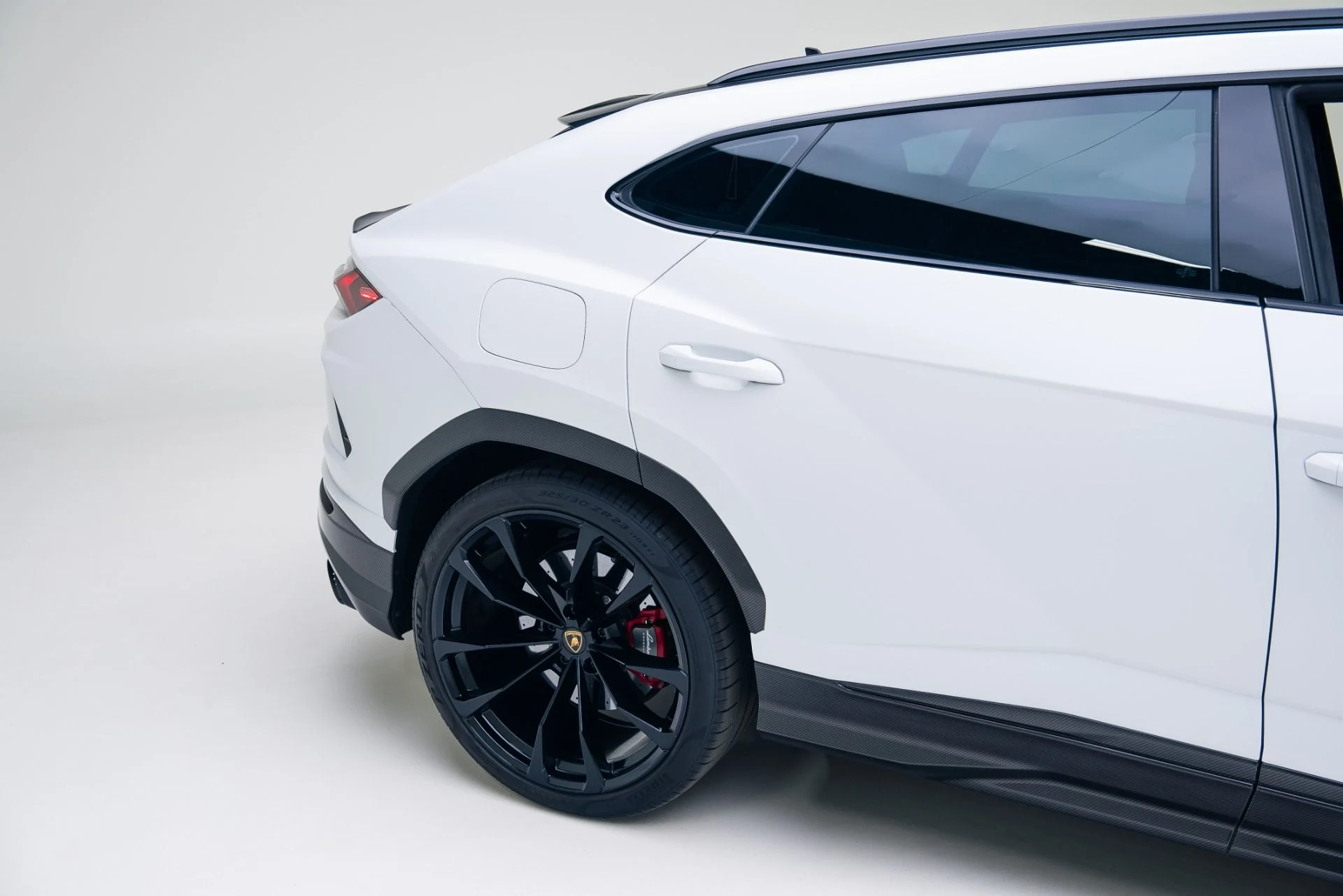 mph022_2652669865_Used_2022_Lamborghini_Urus_1764978399_bb54f122fd