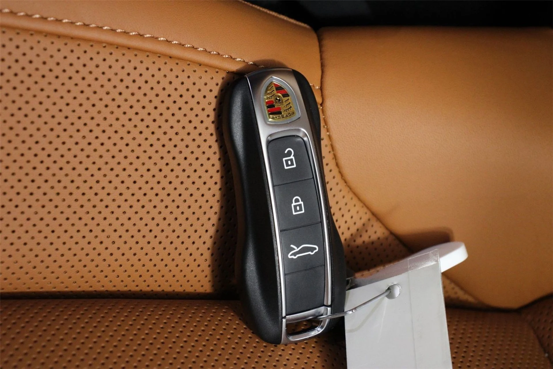 mph022_2668458391_ef1cf721cfda7ff6d7811f0bee2bab89_a12d42a925