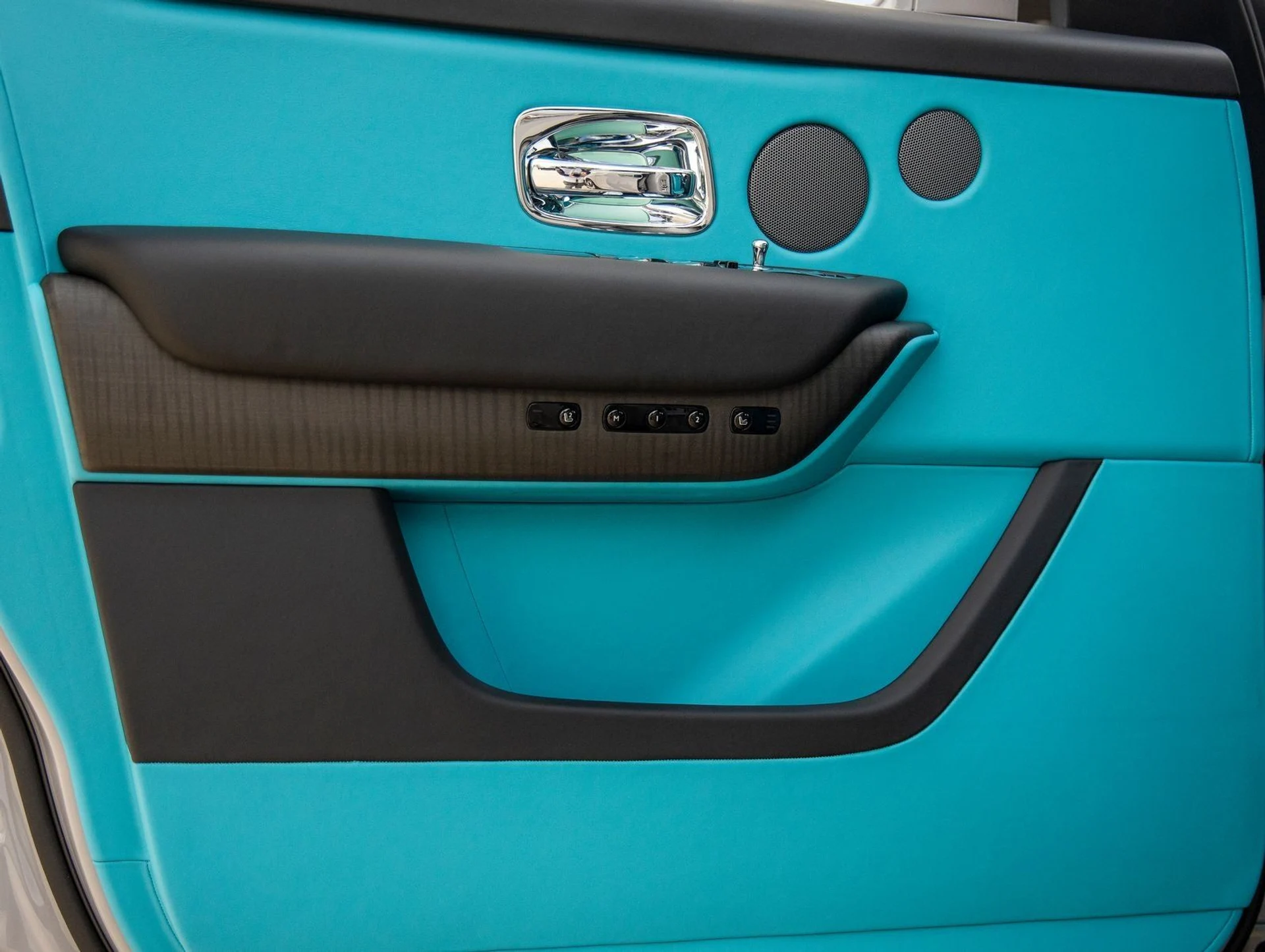 mph022_2670838002_23_be9d373a56