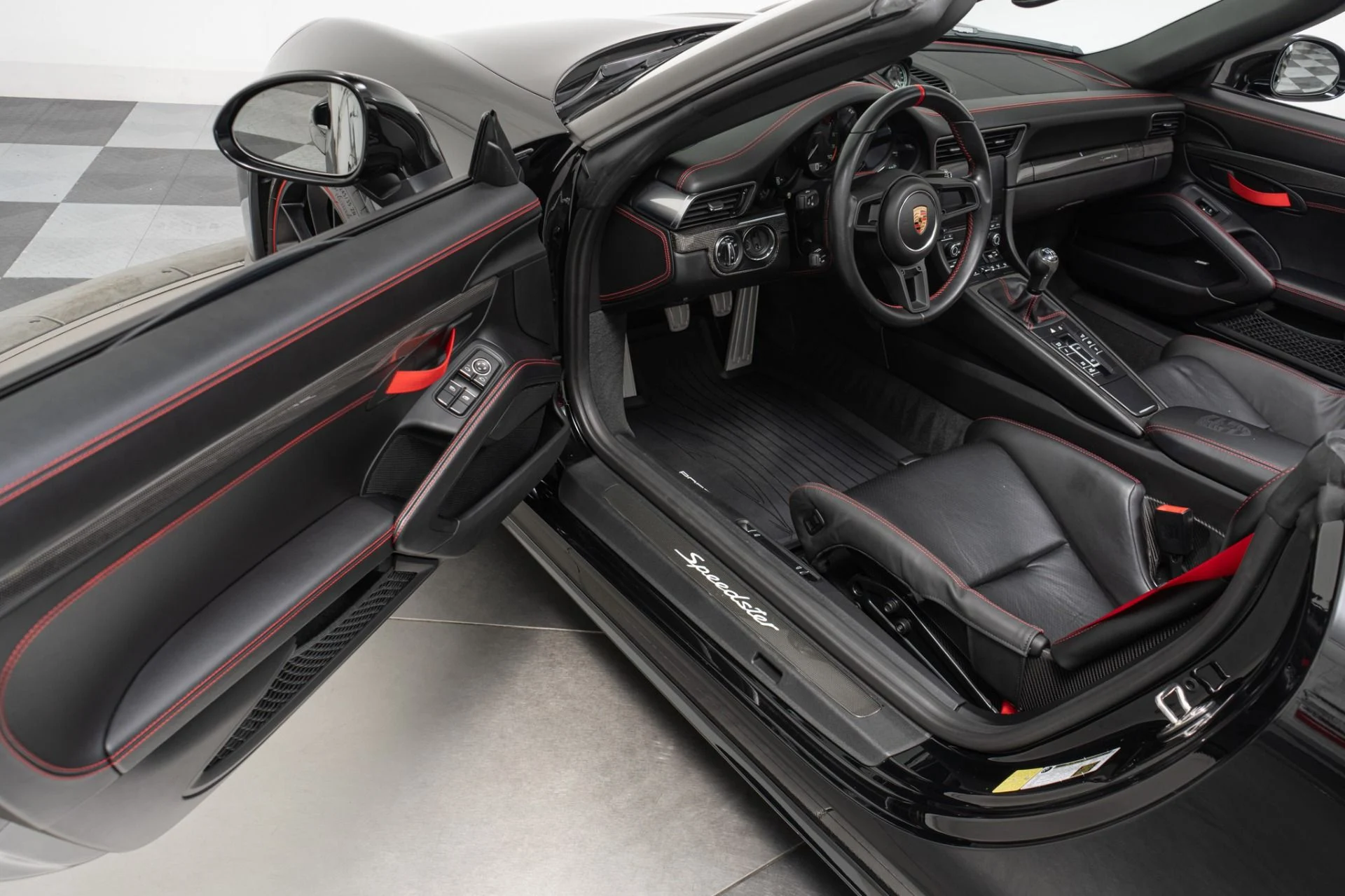 mph022_2674160842_Used_2019_Porsche_911_Speedster_678_of_Only_1948_Built_6_Speed_Manual_1787949099_18b888b8f0