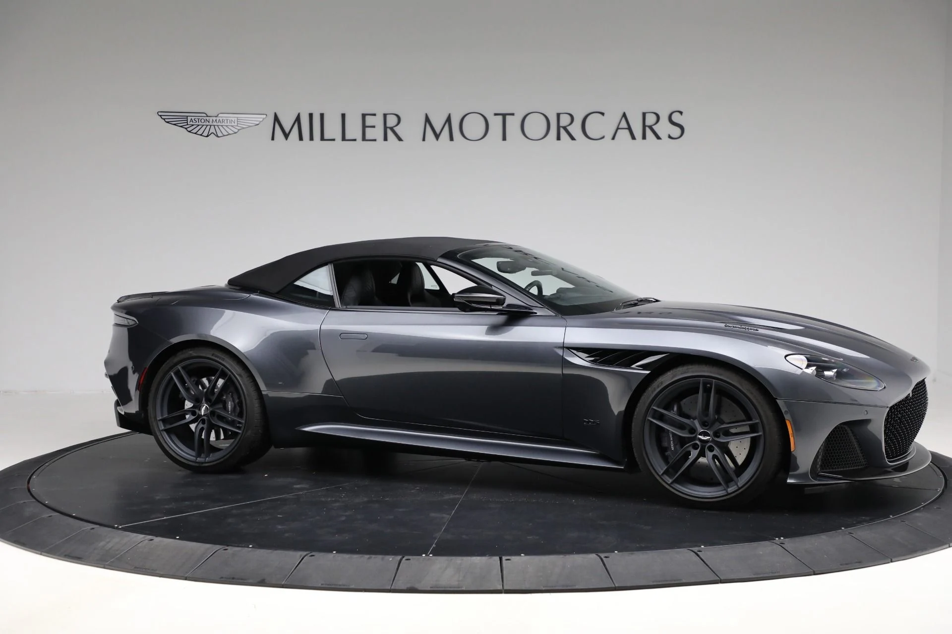 mph022_267799466_Used_2022_Aston_Martin_DBS_Superleggera_6b518fb8ae