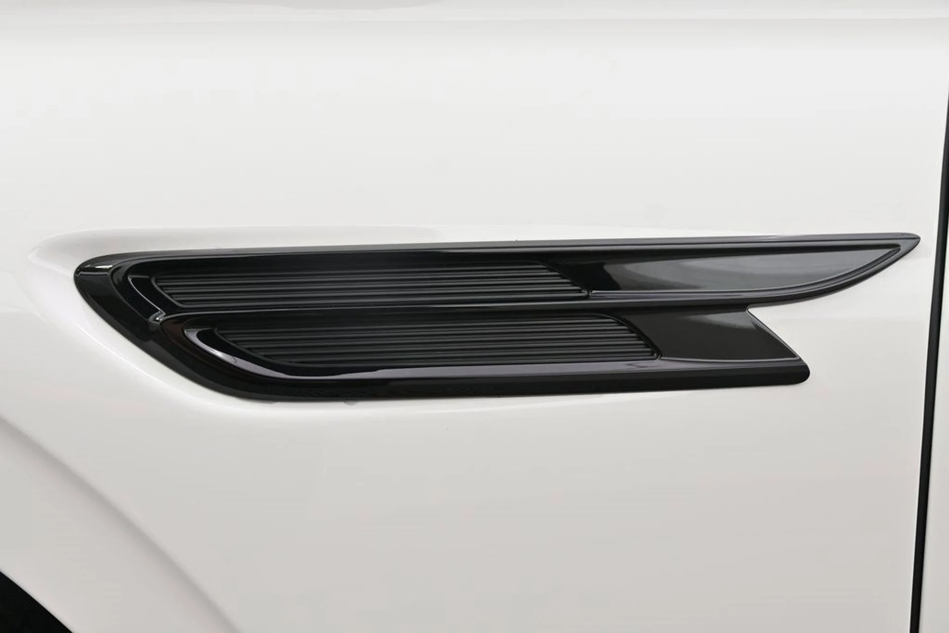 mph022_268580870_d469a807b1c146489bf75f930467b088_aa423458b6