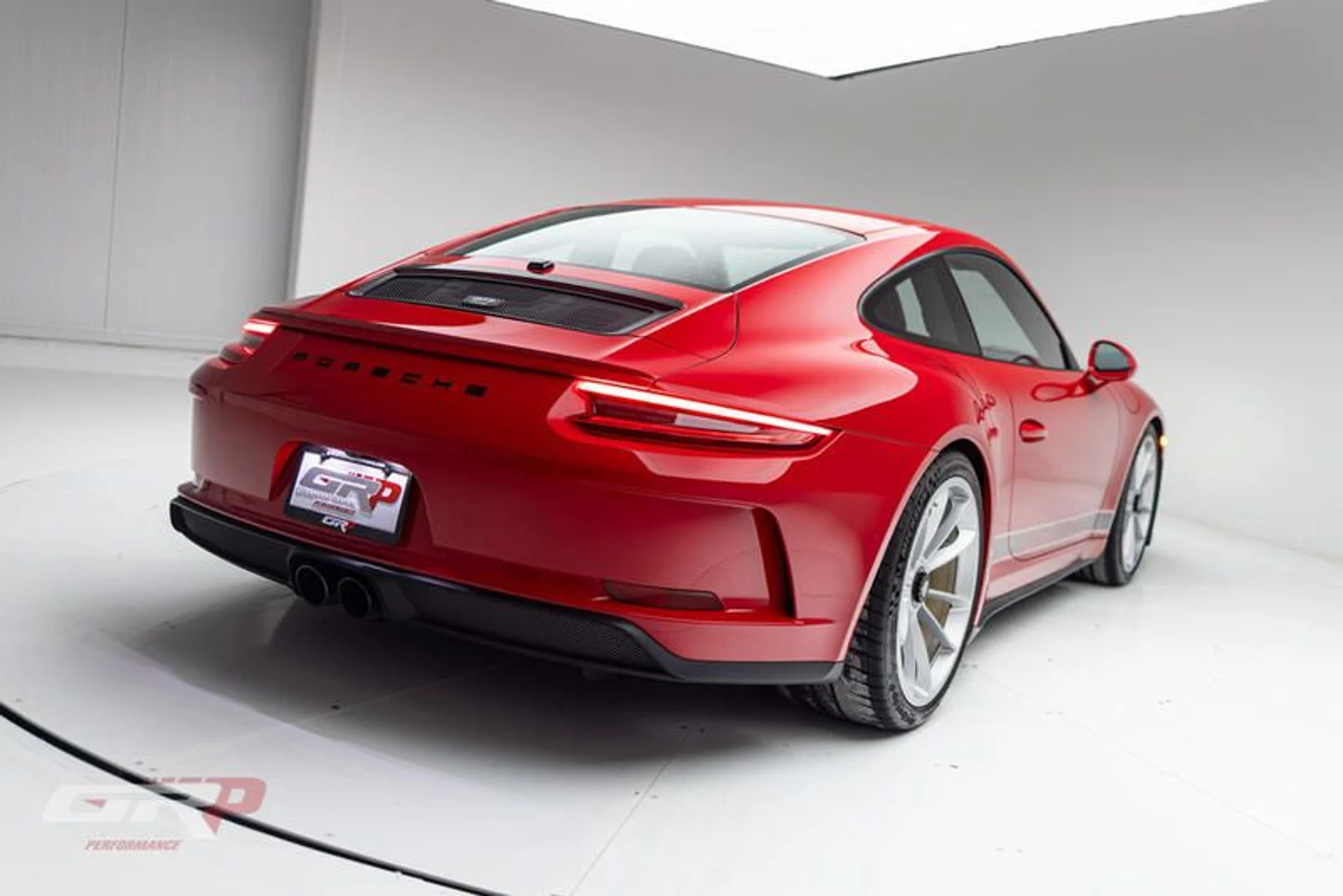 mph022_2686619186_666_D3520_46_BB_417_B_8_BFA_9346_A69_F1_F70_e09120caed