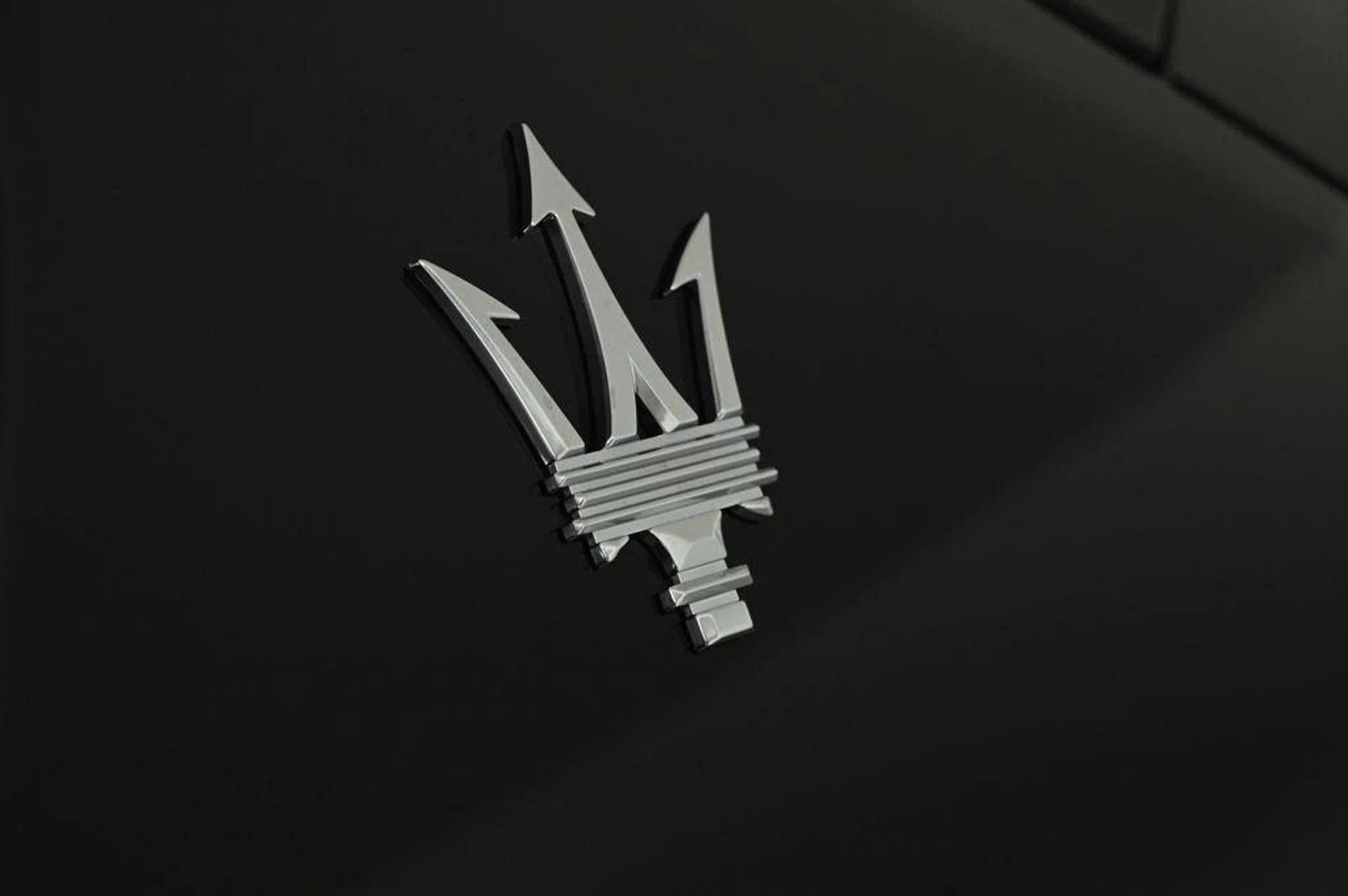 mph022_2687551306_new_2025_maserati_grecale_awd_11350_22975645_22_1024_e19d60df61