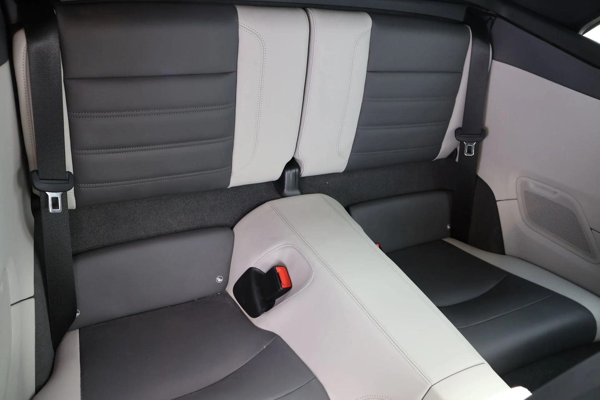 mph022_2688052351_467d3c91390eebf77ce43d1d58ffecf6_7fc933bd6a