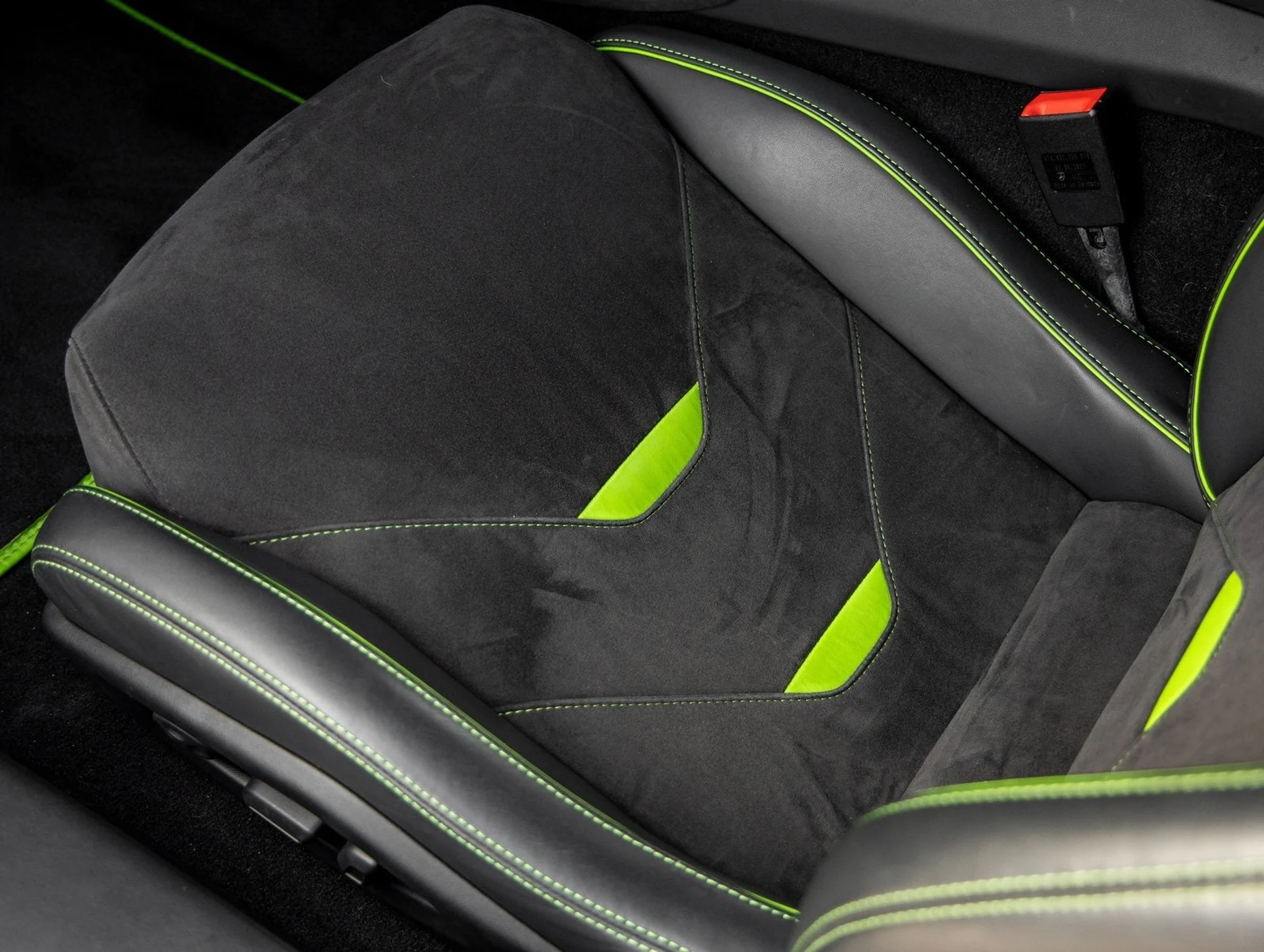 mph022_2689928111_23_0533193880