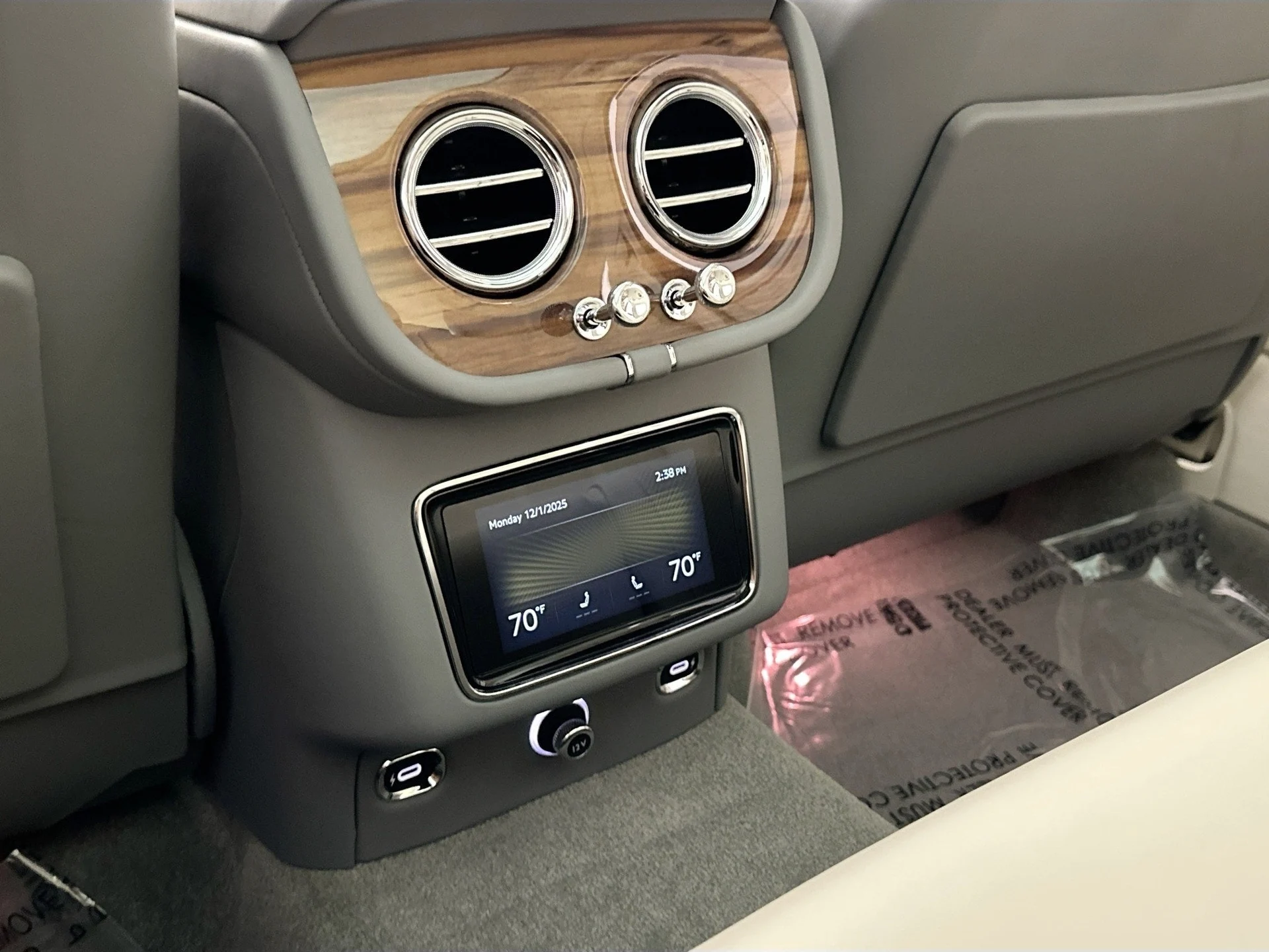 mph022_2693289253_23_a56a2dd5cf