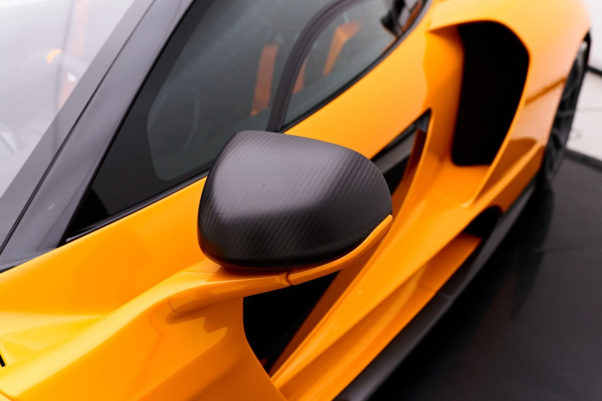mph022_2693847112_Used_2019_Mc_Laren_Senna_1754344438_70e534f3c6