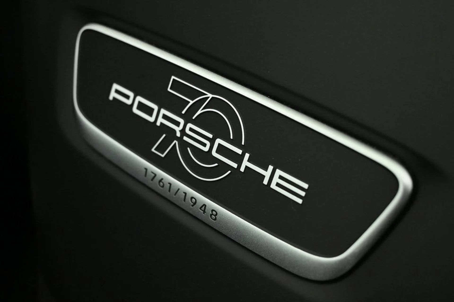 mph022_2694660268_e7d0068aaa6a4c33b1a1e96417fa06b7_cfd35e5c21