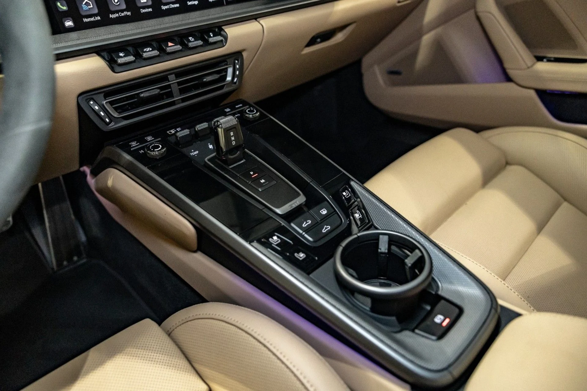 mph022_2698580780_6_Q_e1ea16a22c