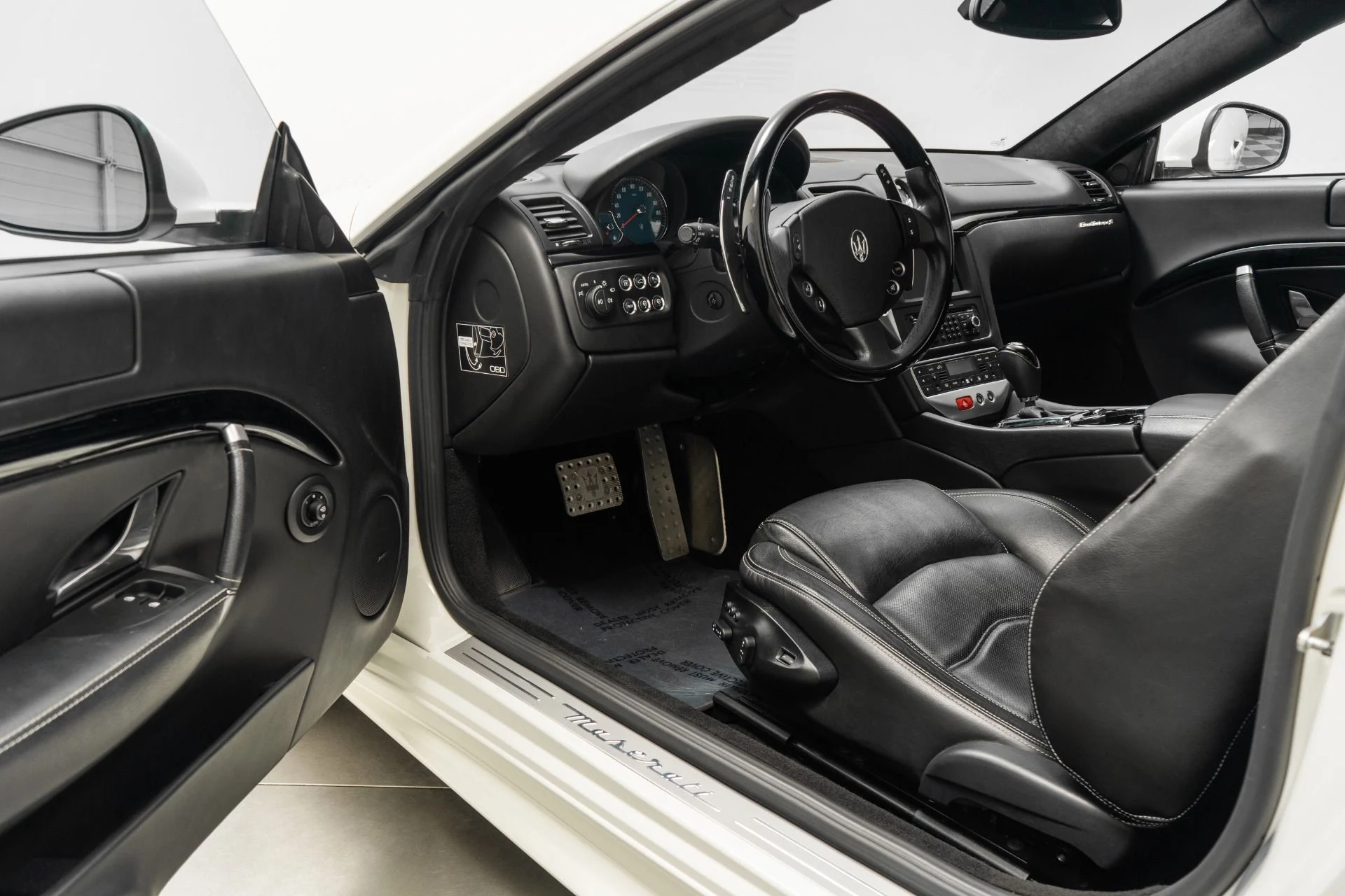 mph022_2699879948_Used_2012_Maserati_Gran_Turismo_S_Great_Sounding_V8_Neptune_Wheels_Bose_Audio_1760125207_33a8f3faca