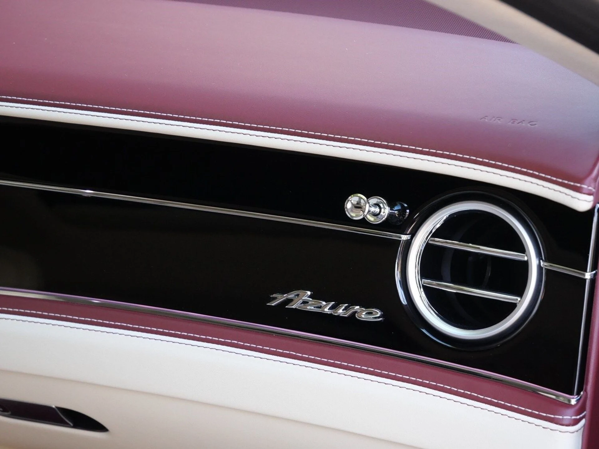 mph022_2704194366_8fd554ad59a88deb814609333a649dafx_2f3046f7e7