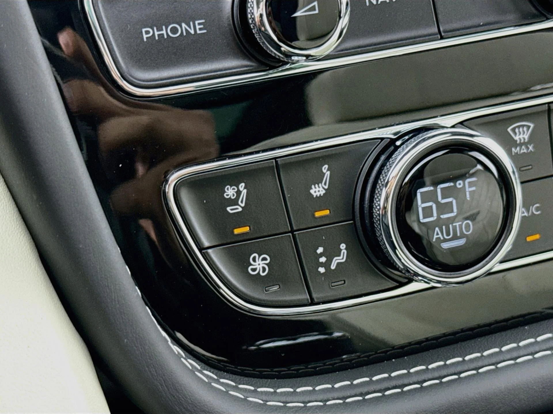 mph022_2708141273_Used_2023_Bentley_Bentayga_S_V8_1791232604_0df8a5db9b