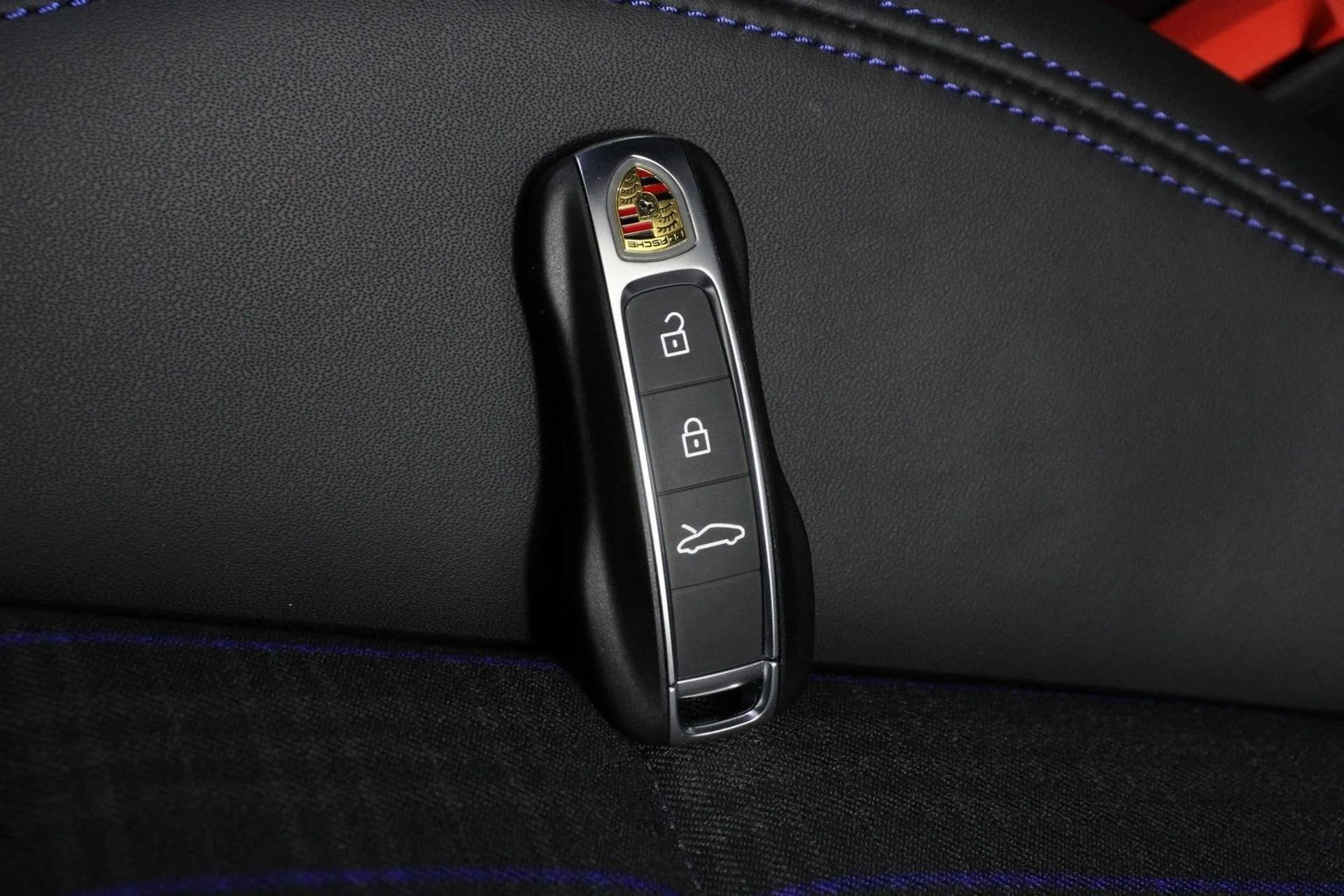 mph022_2708731910_afeb591cfb5c933779db54c31035f0cf_7fdca8b378