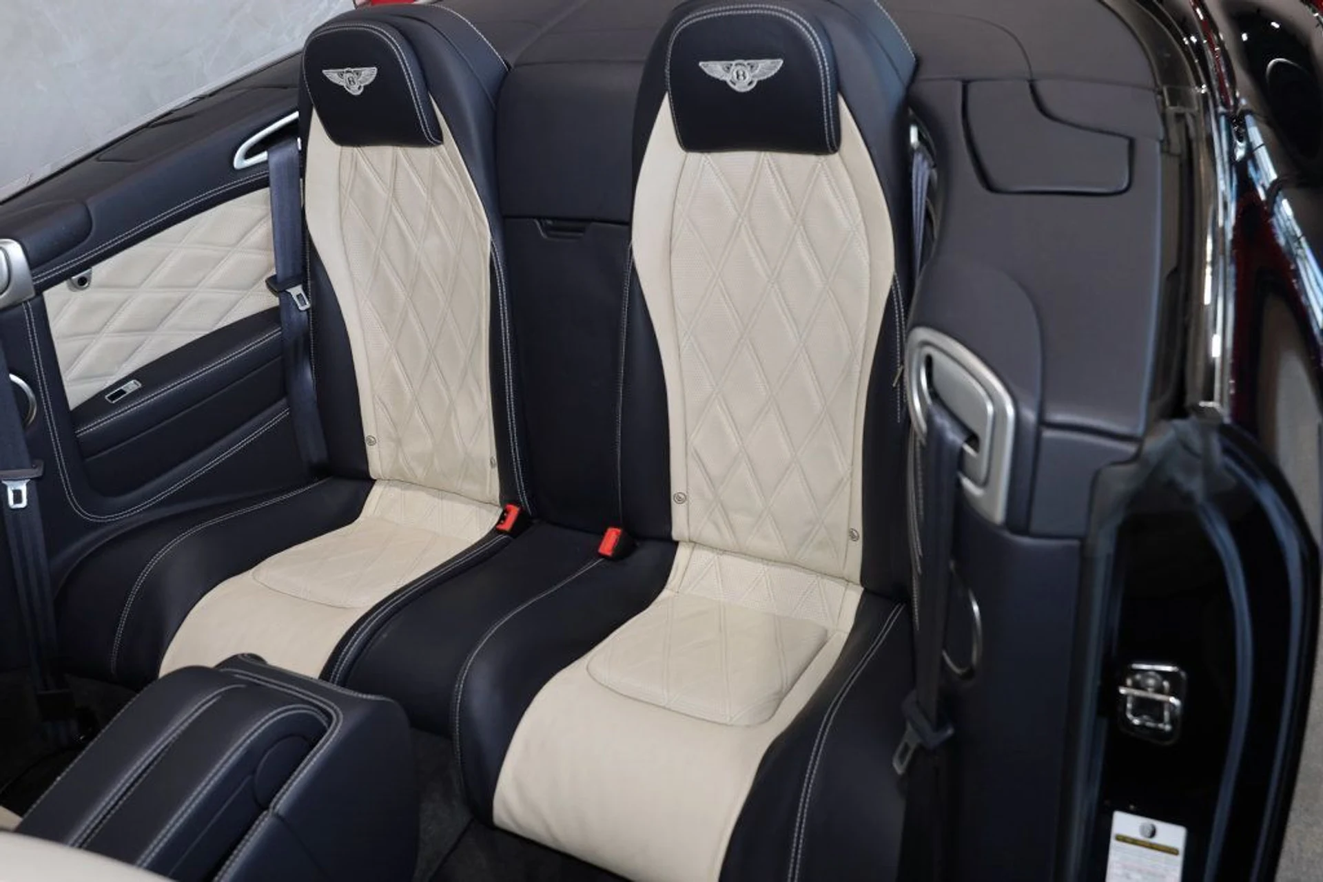 mph022_2710450112_used_2015_bentley_continental_gt_speed_convertiblegtcspeed_9689_23043026_23_1024_bde05d257c