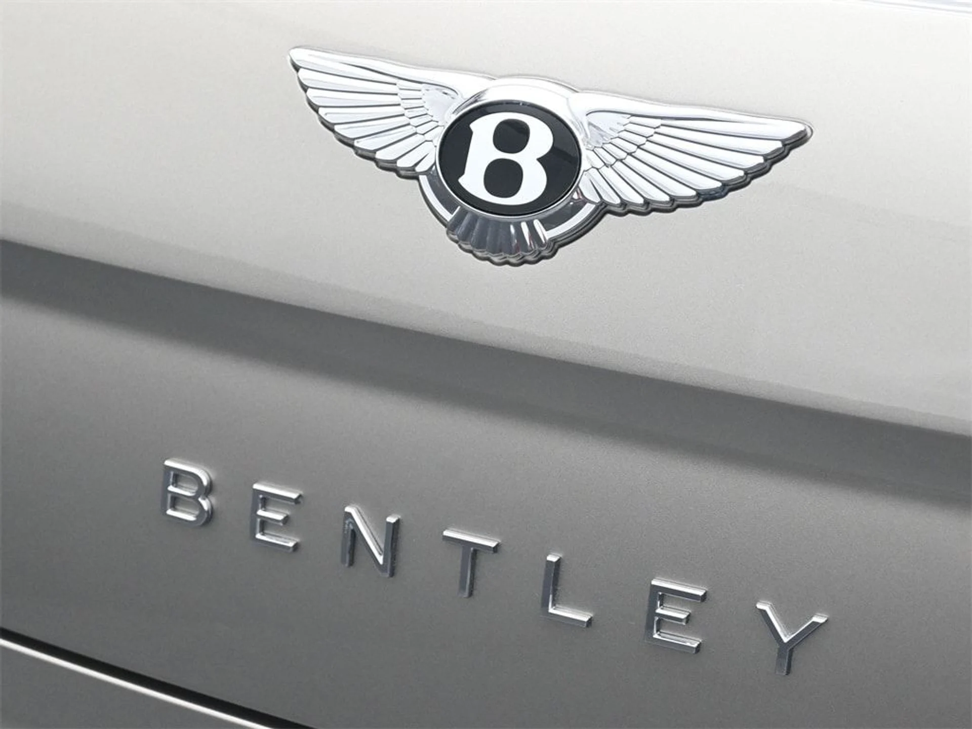 mph022_2712366937_75a9e77c3285dbe88474d6c51c5a6367x_e853f395d8